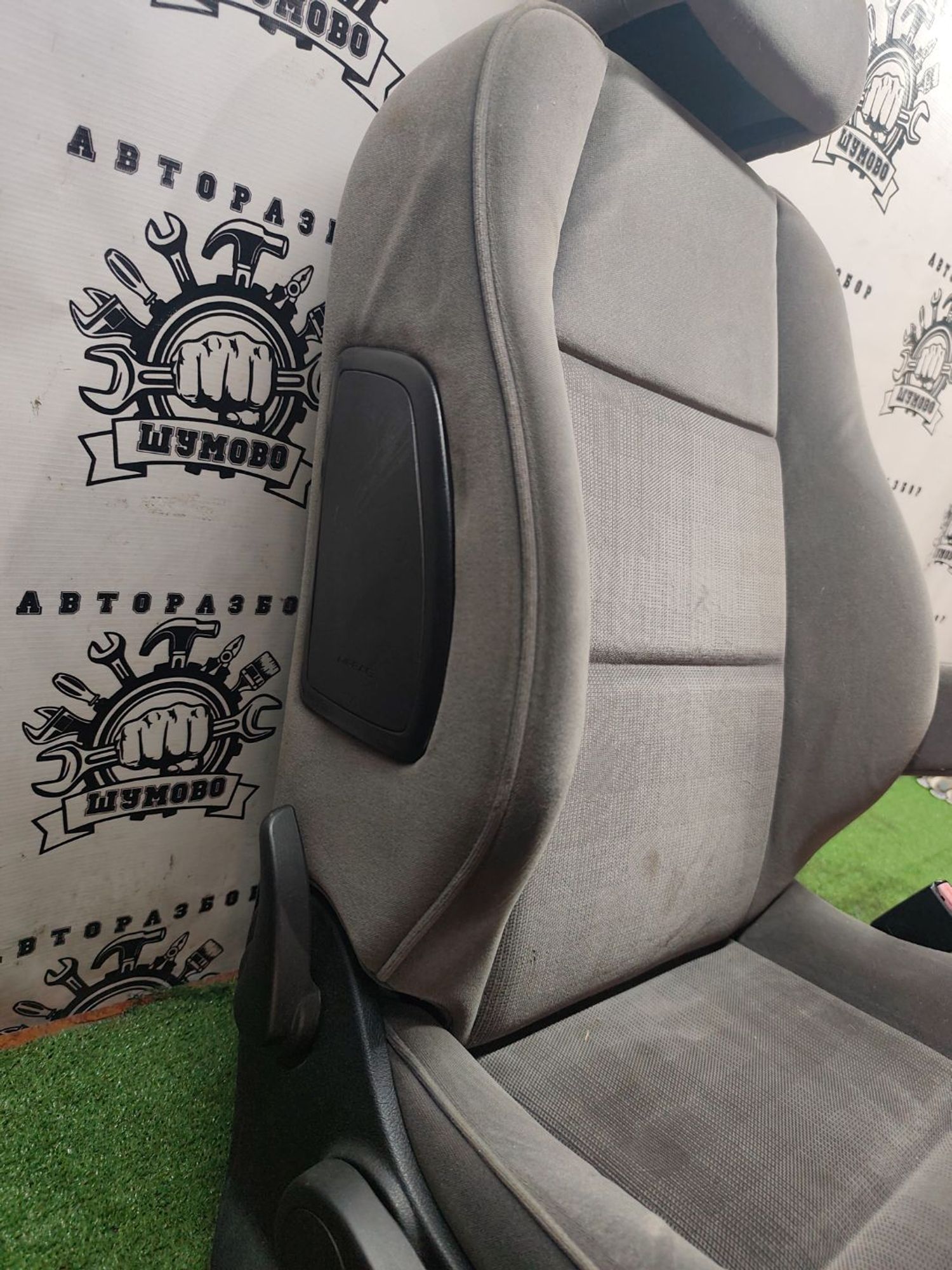 https://ycs.partsauto.market/partsauto-images/thmbs/userImages/cca1856e256b5441544f9aba03b424a6/part/586d4972-3997-403d-a862-c392737be554_1777795163033.jpg