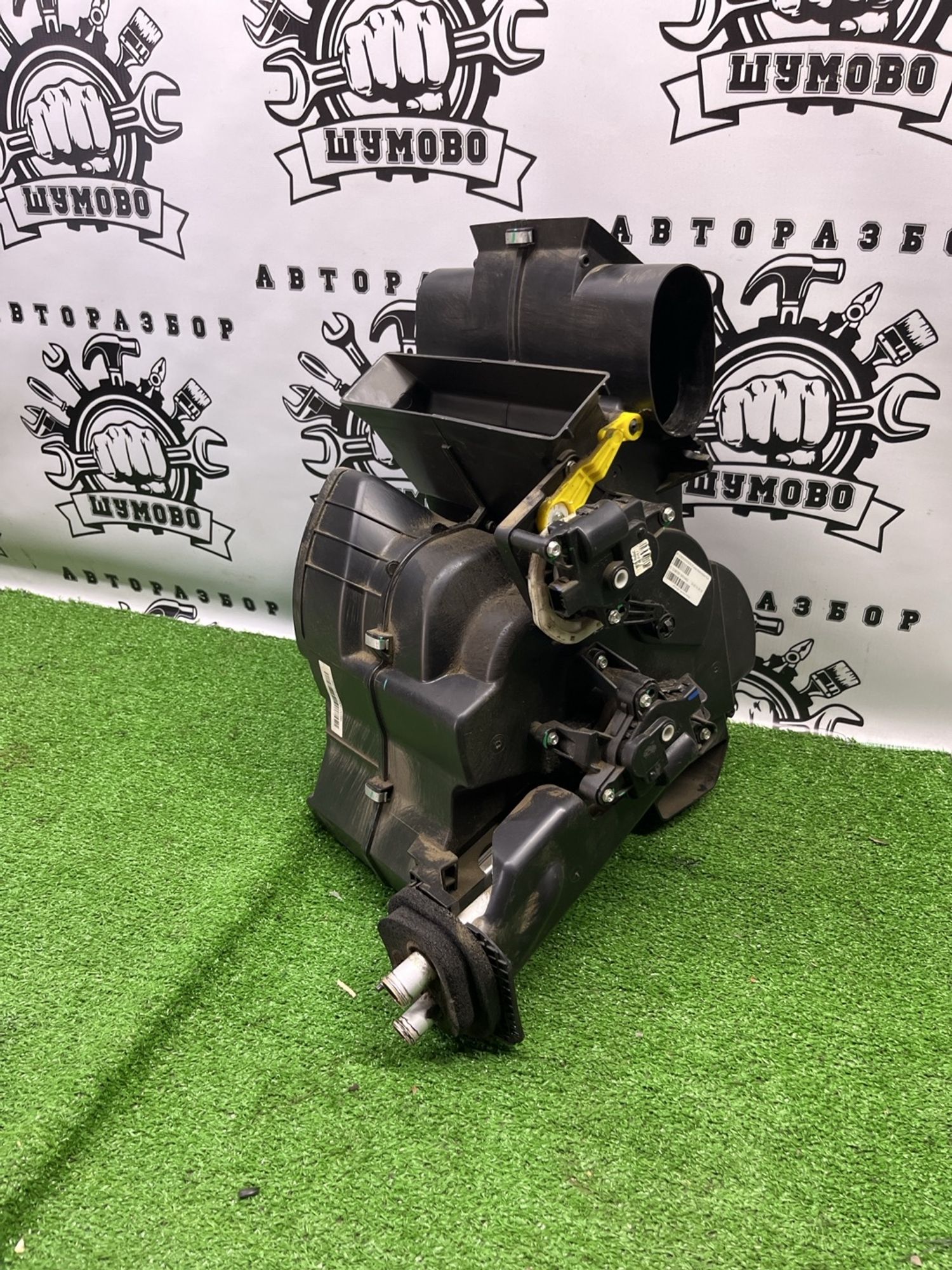 https://ycs.partsauto.market/partsauto-images/thmbs/userImages/cca1856e256b5441544f9aba03b424a6/part/588053bf-2b81-4b2f-8600-1da31fda0297_1783328688094.jpg