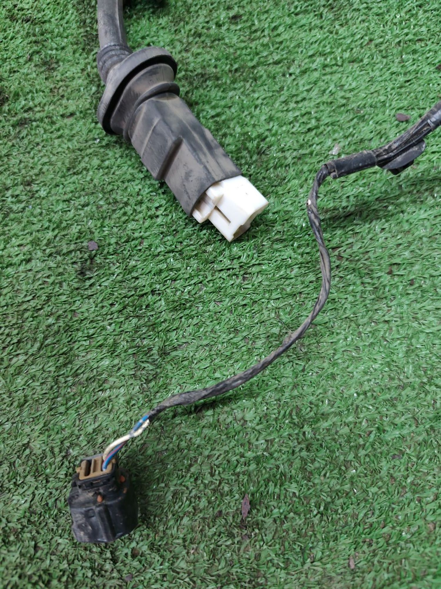 https://ycs.partsauto.market/partsauto-images/thmbs/userImages/cca1856e256b5441544f9aba03b424a6/part/589992b2-c8b0-41fe-8215-648b3a41d2ac_1779265656901.jpg