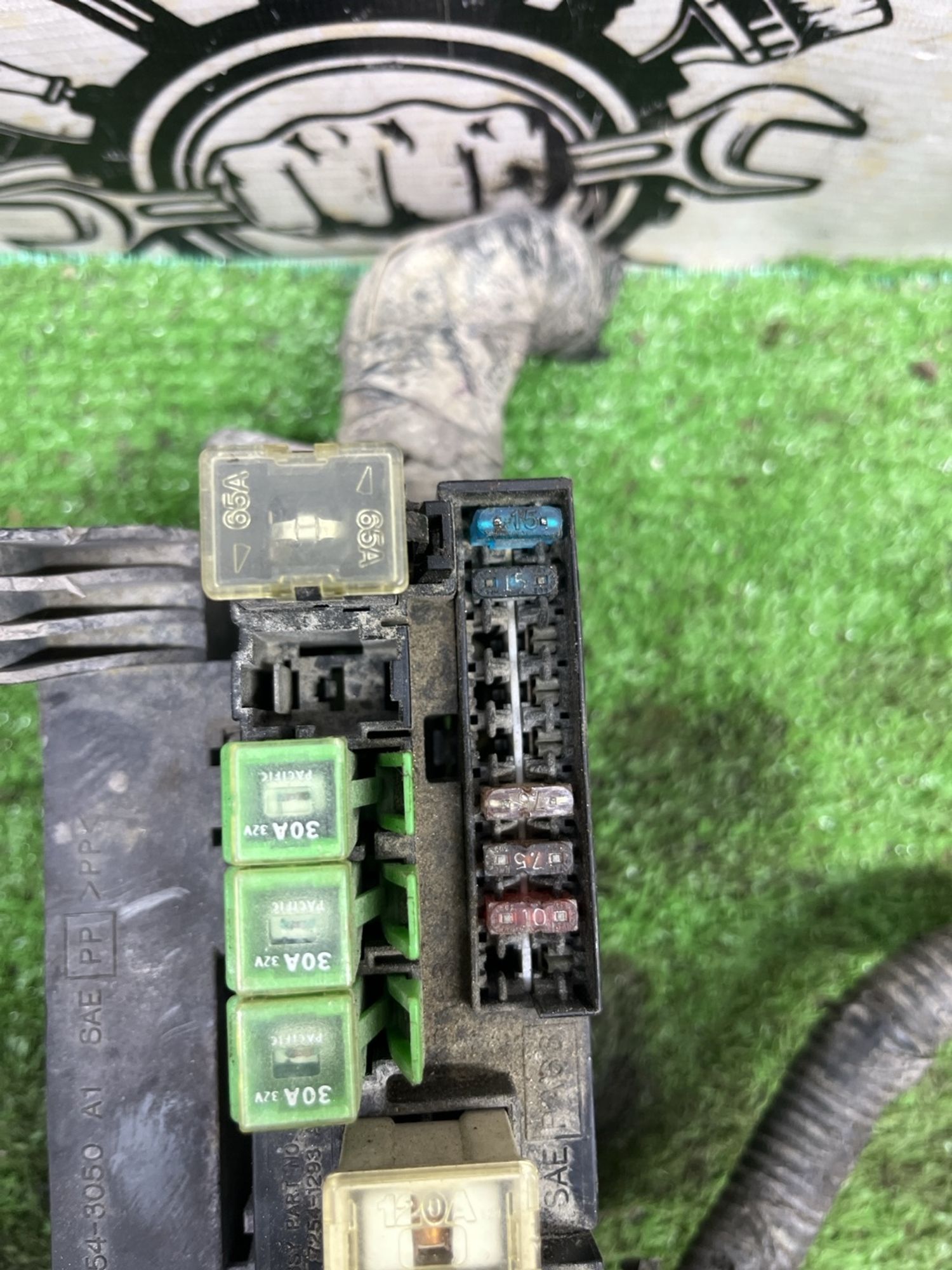https://ycs.partsauto.market/partsauto-images/thmbs/userImages/cca1856e256b5441544f9aba03b424a6/part/58ce6640-60f2-4f63-91a8-4357d110508a_1780309184388.jpg