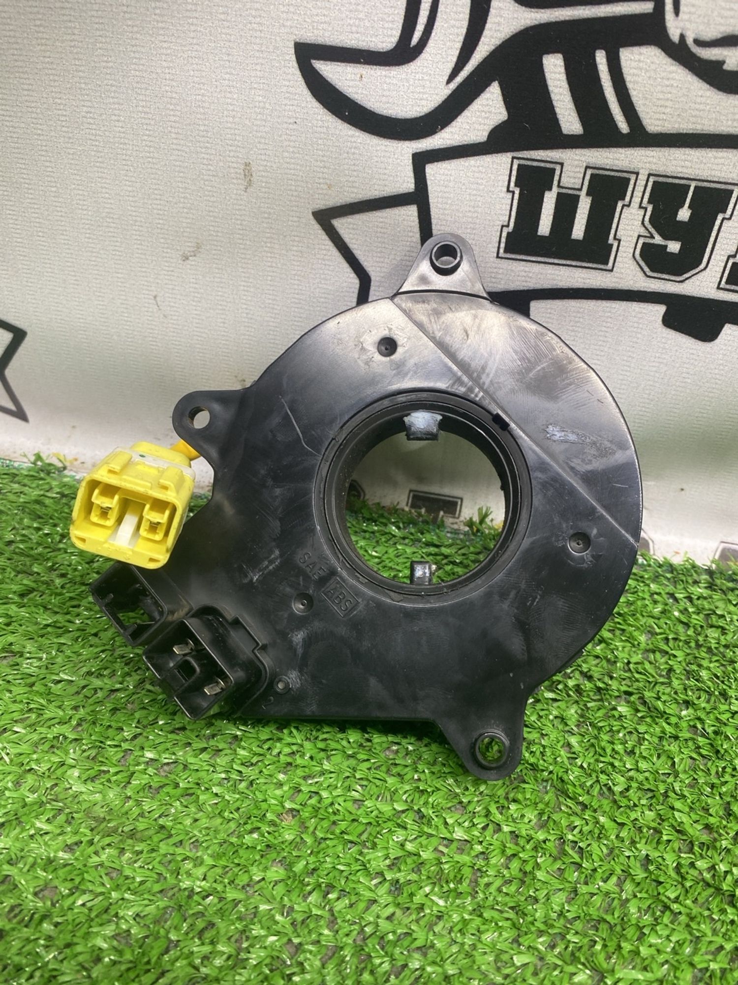 https://ycs.partsauto.market/partsauto-images/thmbs/userImages/cca1856e256b5441544f9aba03b424a6/part/595b5e9f-2ea2-49db-846f-a4753a333464_1785325586818.jpg