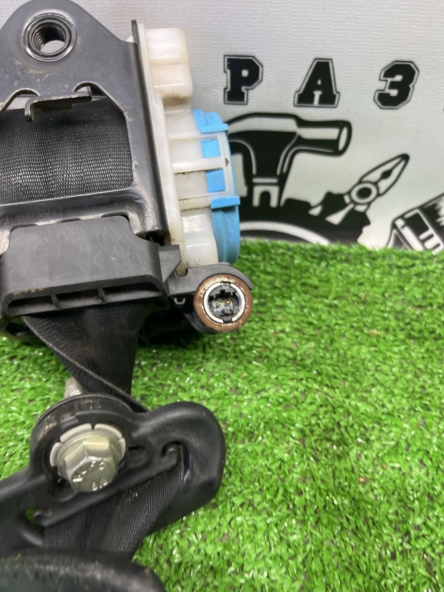 https://ycs.partsauto.market/partsauto-images/thmbs/userImages/cca1856e256b5441544f9aba03b424a6/part/5abc1b1a-446c-4183-abd8-84cd1c93ede9_1783329759501.jpg