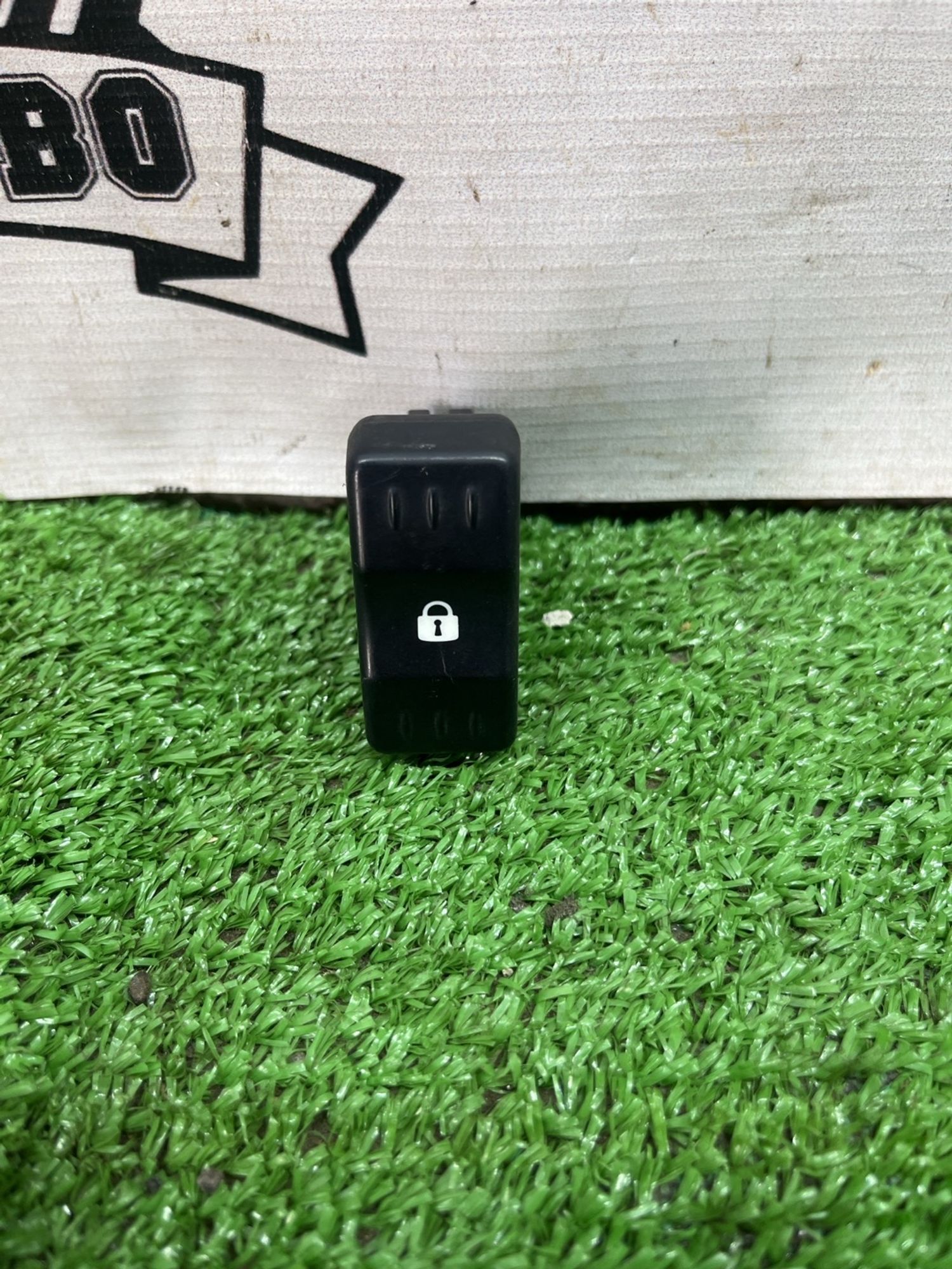 https://ycs.partsauto.market/partsauto-images/thmbs/userImages/cca1856e256b5441544f9aba03b424a6/part/5b475321-5f3a-4865-886c-5f1dbbcffbc4_1774855095515.jpg