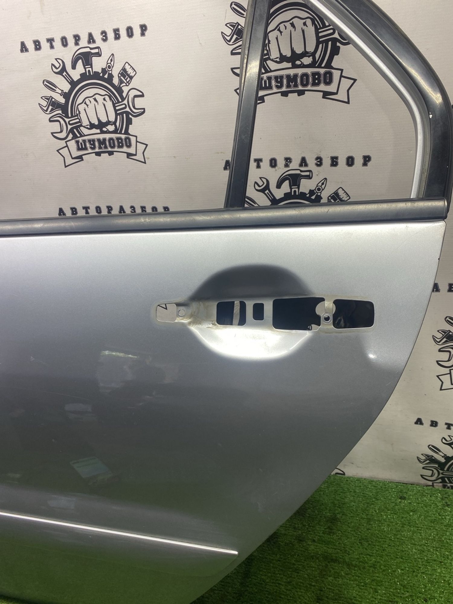 https://ycs.partsauto.market/partsauto-images/thmbs/userImages/cca1856e256b5441544f9aba03b424a6/part/5b5436a1-f465-44e3-b225-c828fa10364a_1779705490052.jpg