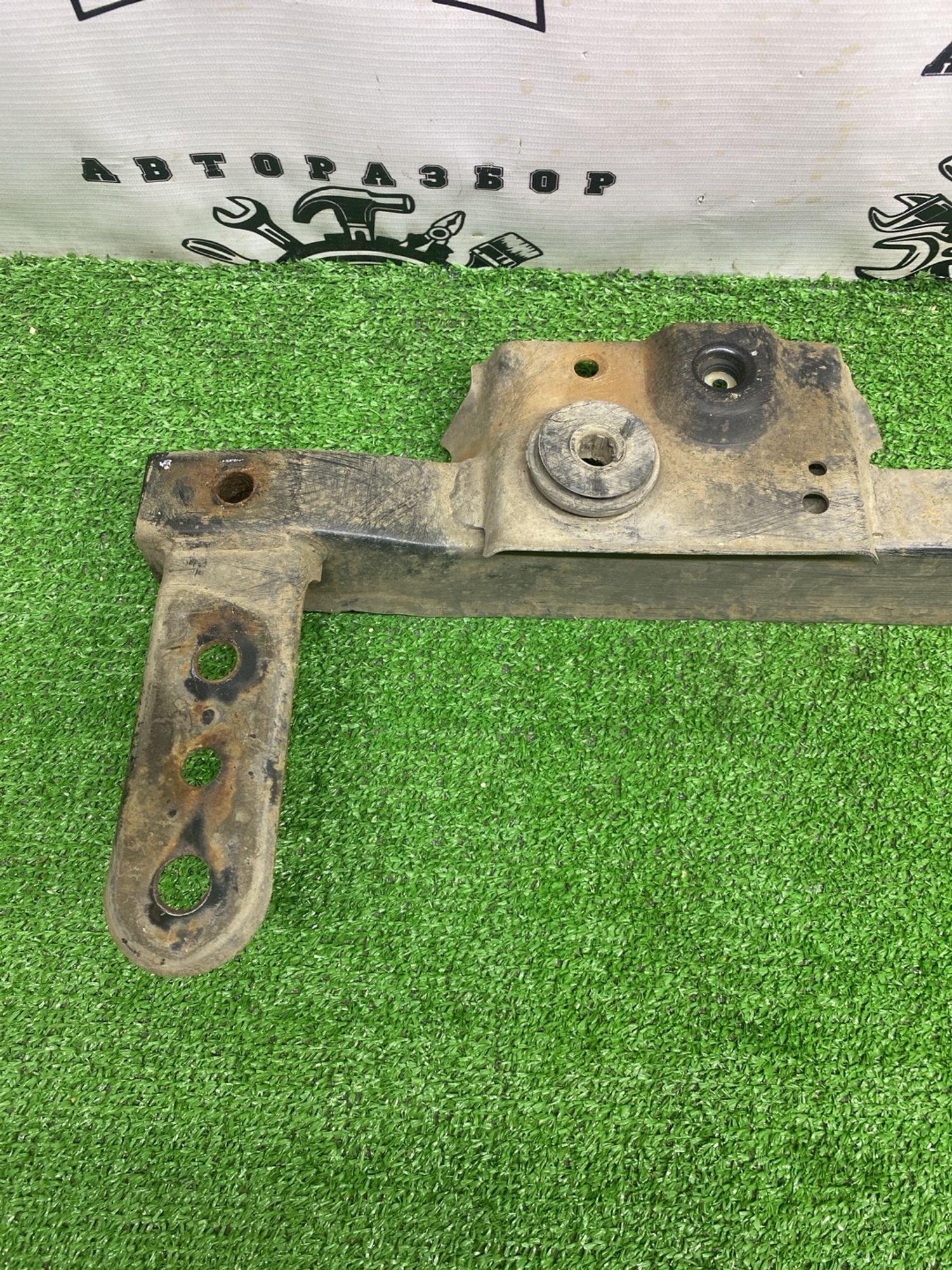 https://ycs.partsauto.market/partsauto-images/thmbs/userImages/cca1856e256b5441544f9aba03b424a6/part/5c6e30bd-4daa-4c32-85f4-b3f40dff2b36_1780901488206.jpg