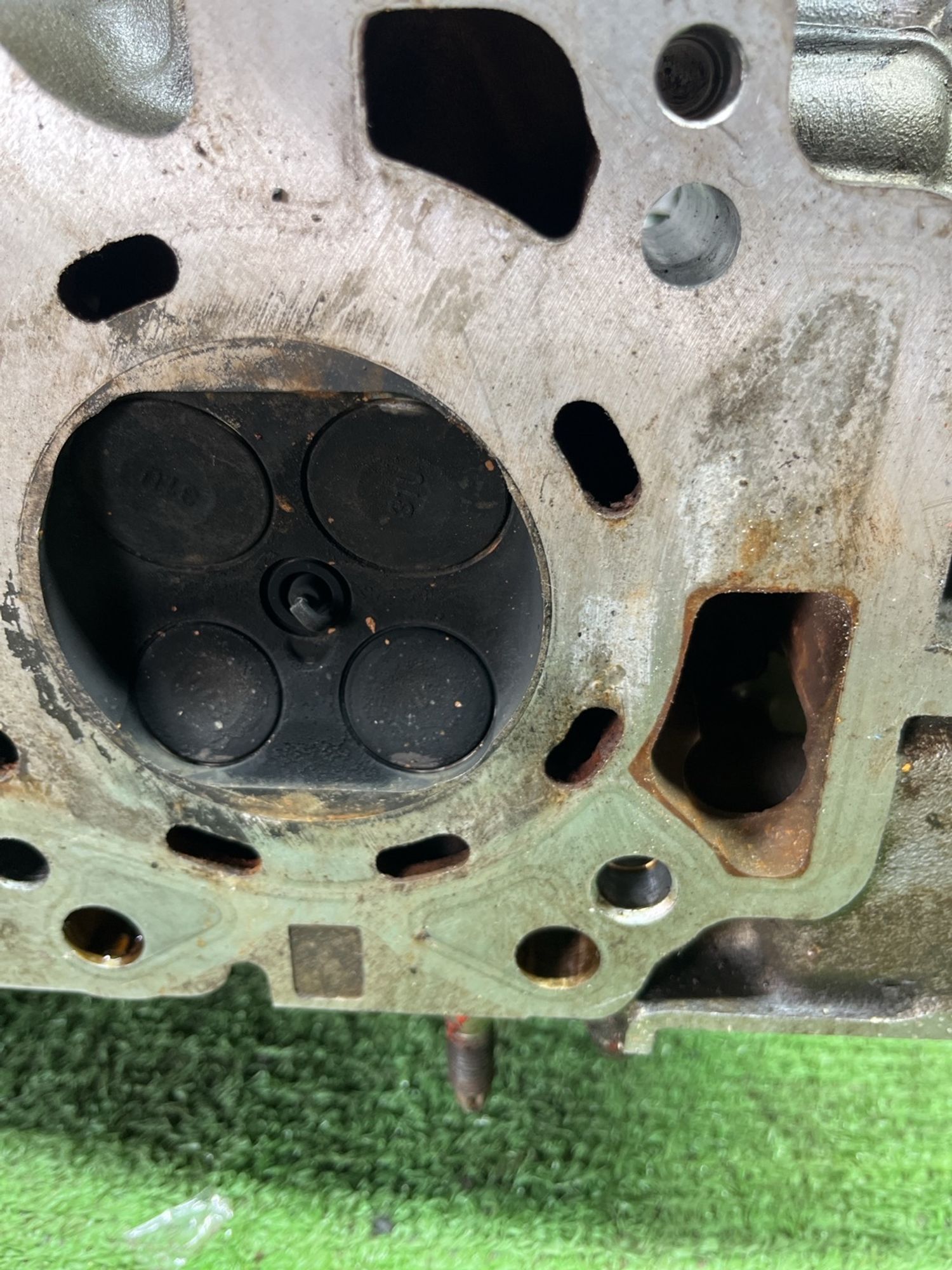https://ycs.partsauto.market/partsauto-images/thmbs/userImages/cca1856e256b5441544f9aba03b424a6/part/5c8da1bb-c687-4214-a6d2-5641b6ca517c_1778232378495.jpg