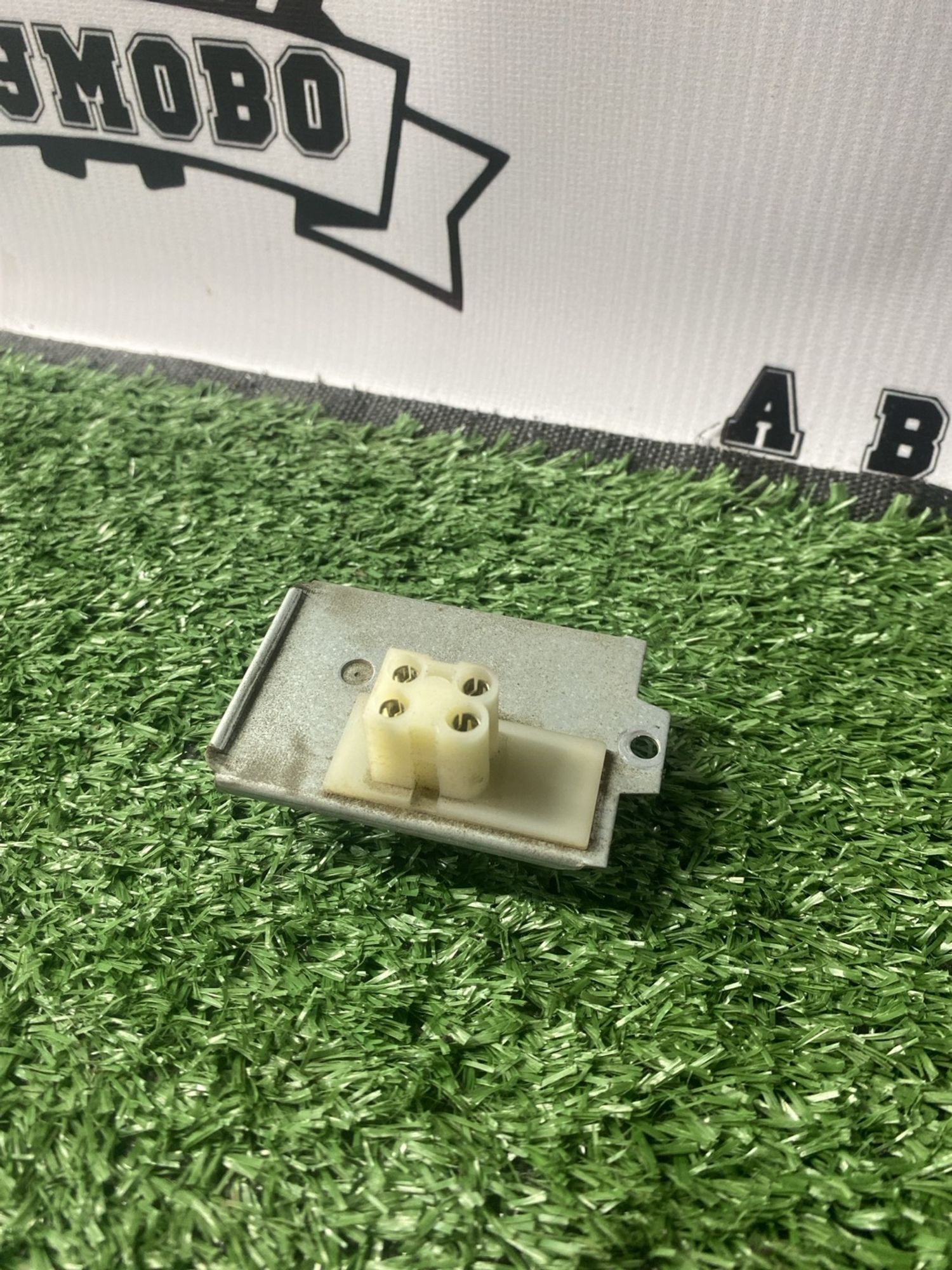 https://ycs.partsauto.market/partsauto-images/thmbs/userImages/cca1856e256b5441544f9aba03b424a6/part/5cbcffed-b88d-4b1b-a8a0-7e2a6ea58af1_1781075892212.jpg