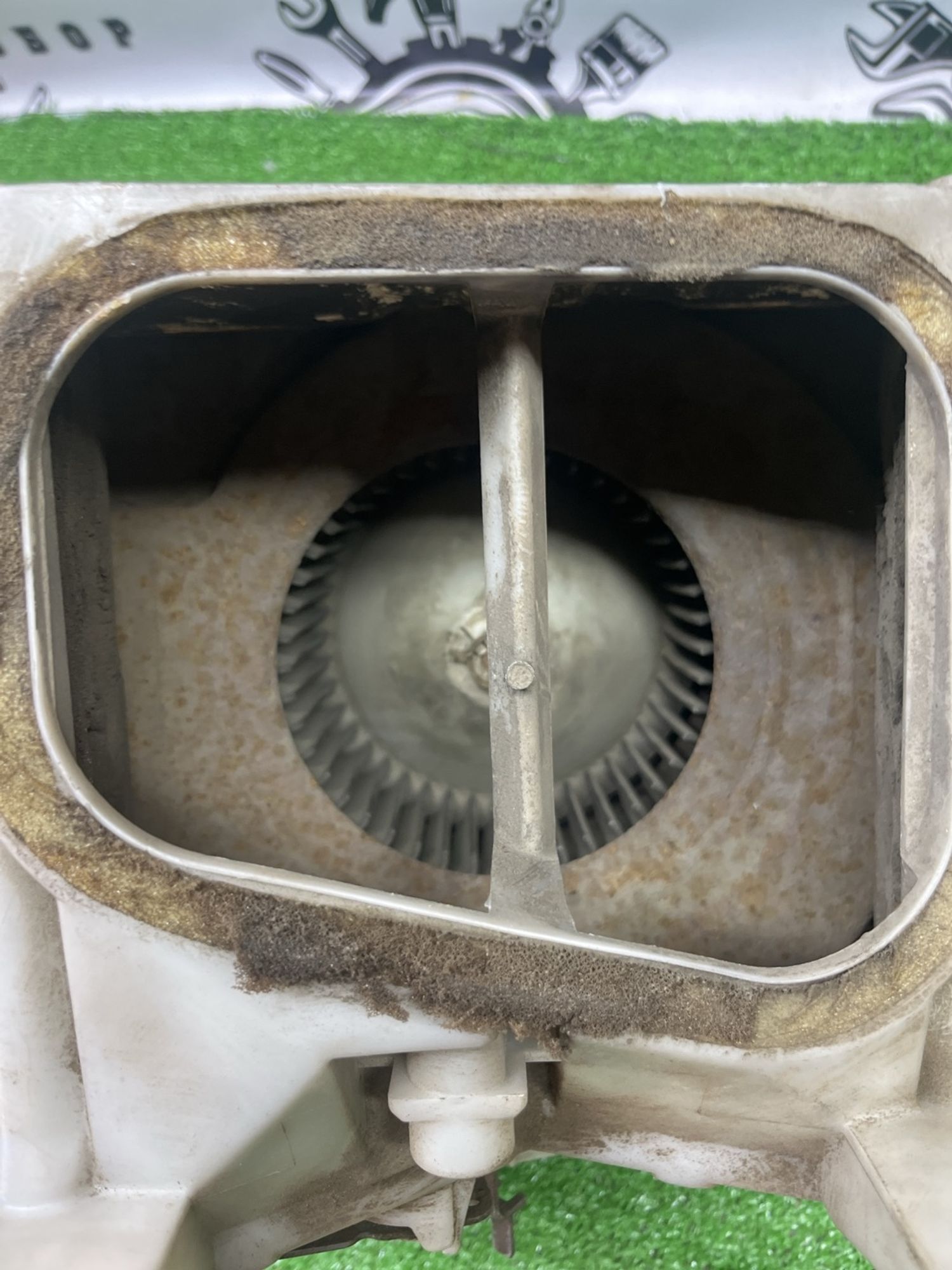 https://ycs.partsauto.market/partsauto-images/thmbs/userImages/cca1856e256b5441544f9aba03b424a6/part/5d183b3f-2f63-48f7-bd1c-16f201a829af_1782369084045.jpg