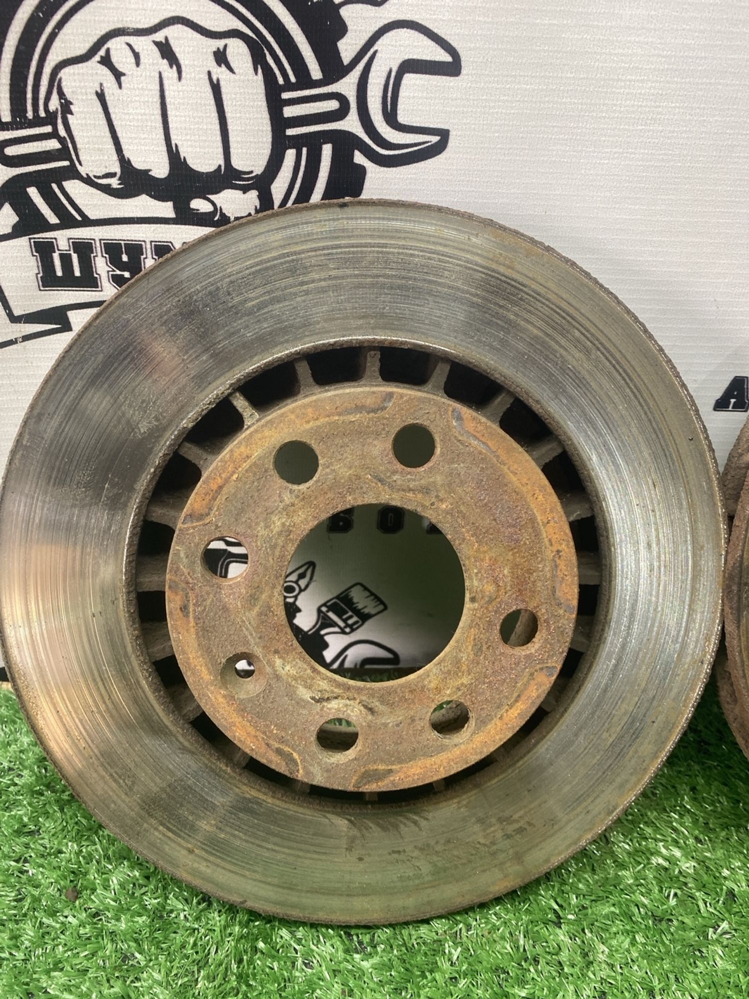 https://ycs.partsauto.market/partsauto-images/thmbs/userImages/cca1856e256b5441544f9aba03b424a6/part/5d5856ea-4a06-4d26-ad56-b2719fdbaba9_1780472092962.jpg