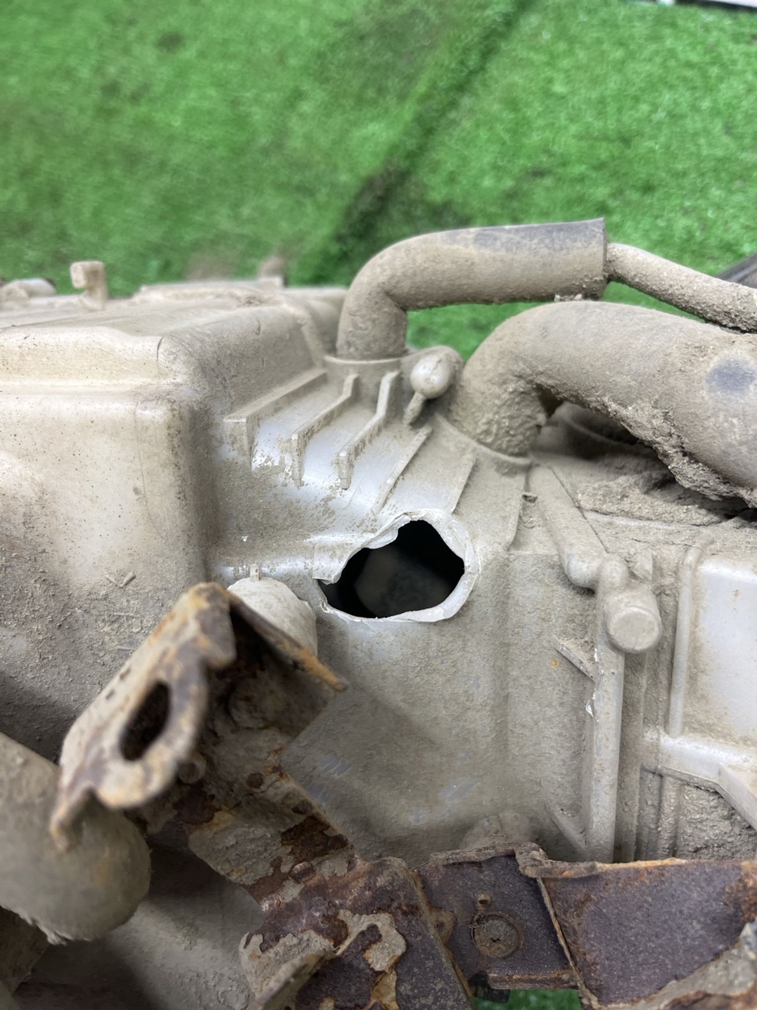 https://ycs.partsauto.market/partsauto-images/thmbs/userImages/cca1856e256b5441544f9aba03b424a6/part/5da59fa3-fe17-4781-8f8a-7830fbd0dddf_1775641279399.jpg