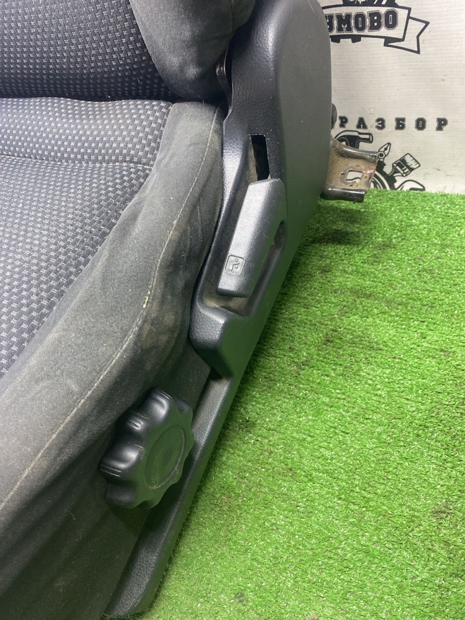 https://ycs.partsauto.market/partsauto-images/thmbs/userImages/cca1856e256b5441544f9aba03b424a6/part/5db99b31-beaf-4bb1-81da-5cd17da052a3_1779703442599.jpg