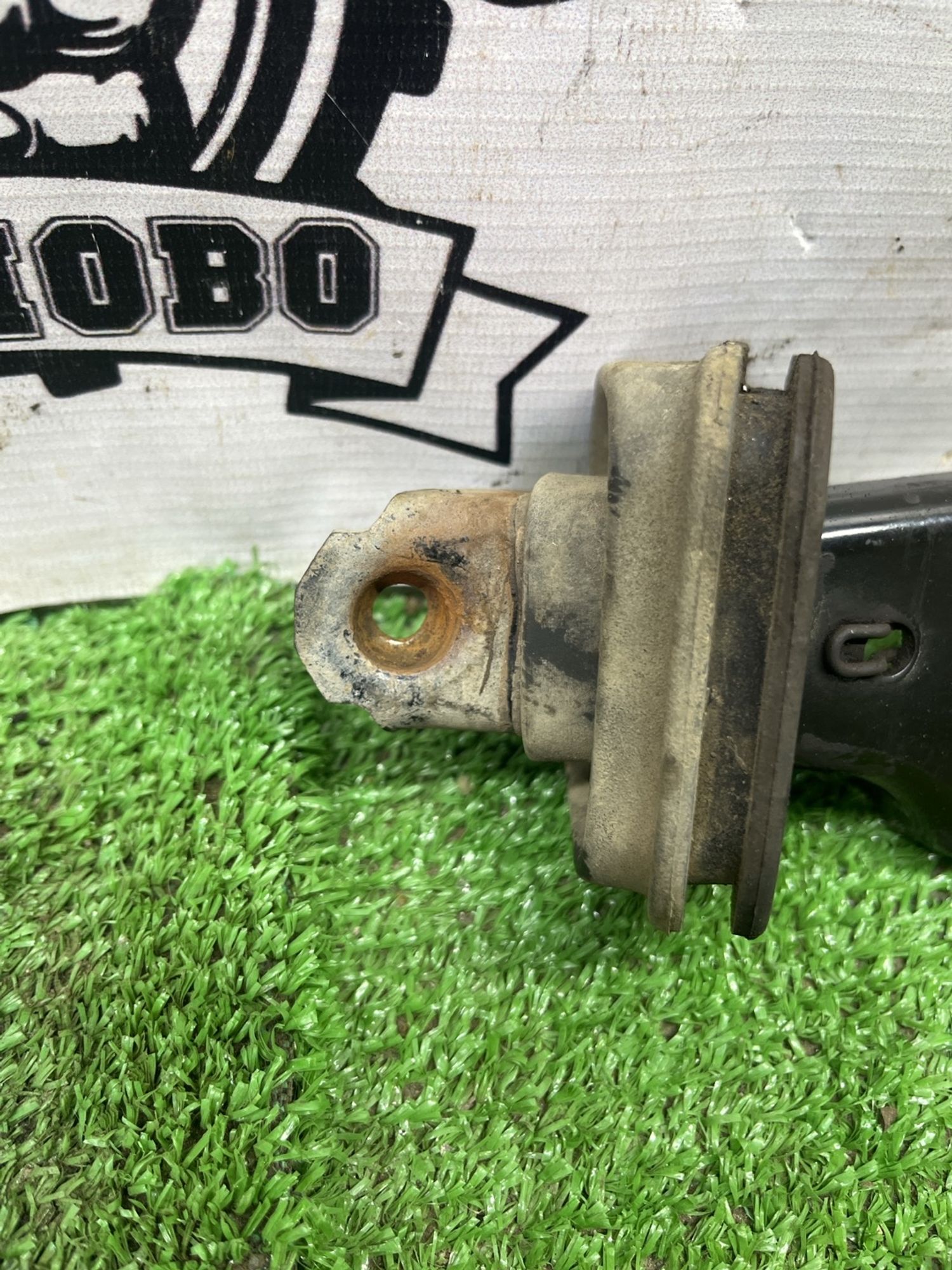 https://ycs.partsauto.market/partsauto-images/thmbs/userImages/cca1856e256b5441544f9aba03b424a6/part/5e1daed2-fe6d-4f86-a1d2-25decb71f4f7_1776244532934.jpg