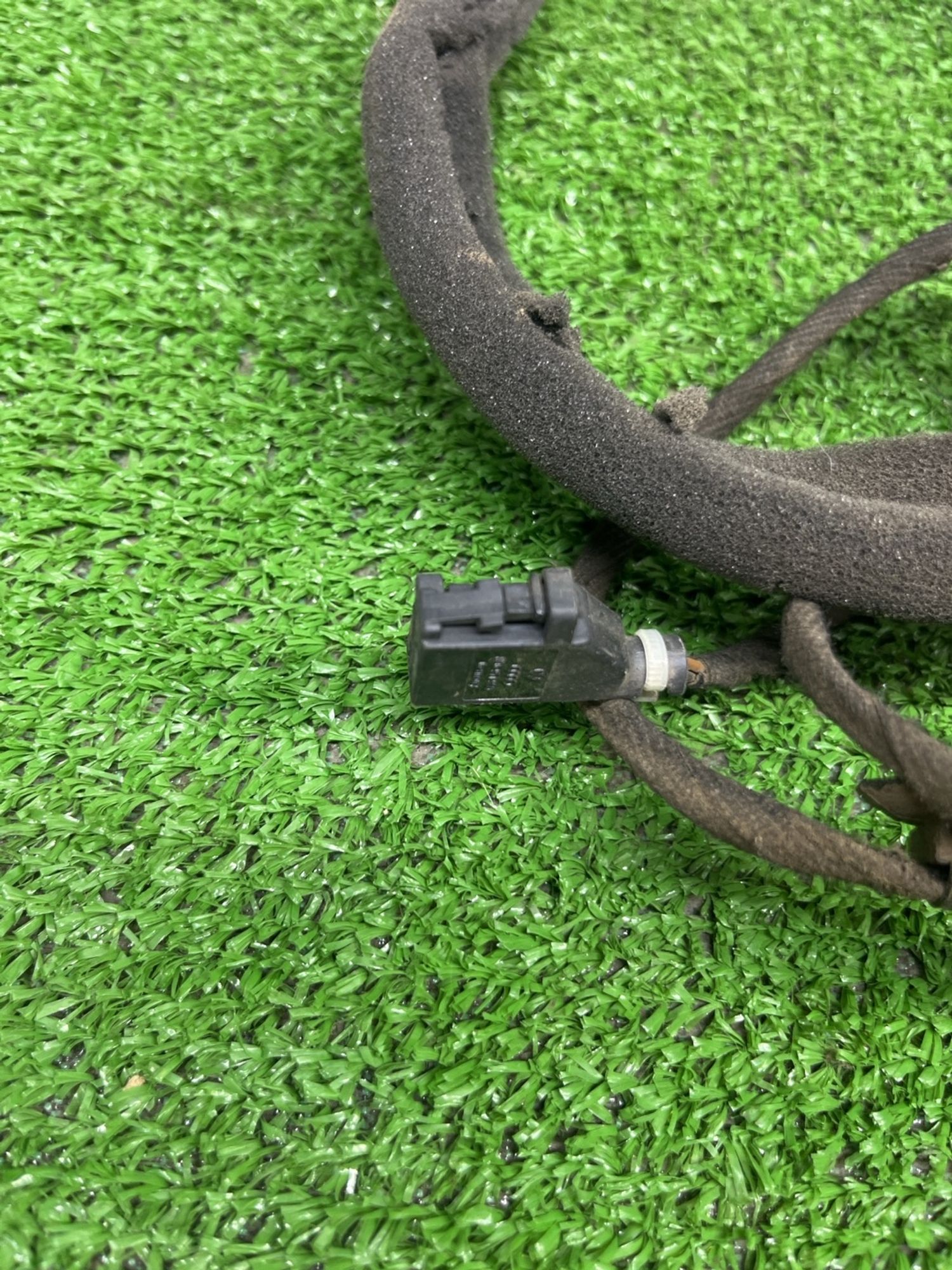 https://ycs.partsauto.market/partsauto-images/thmbs/userImages/cca1856e256b5441544f9aba03b424a6/part/5ec7730d-12de-4edc-b85a-98756f9d4f26_1781086345077.jpg