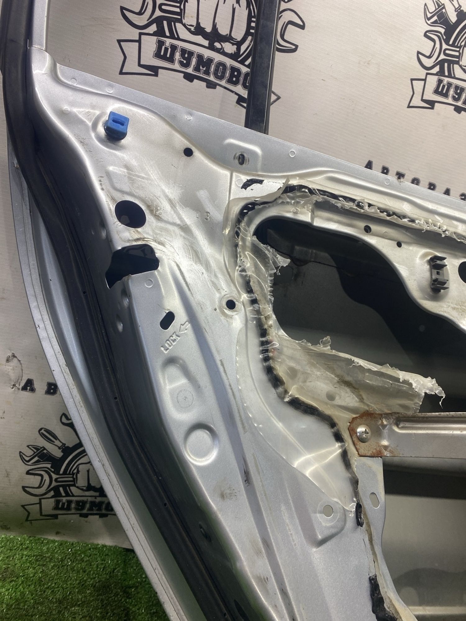https://ycs.partsauto.market/partsauto-images/thmbs/userImages/cca1856e256b5441544f9aba03b424a6/part/5eeb565e-6b7b-4f52-bf17-7a33255813d8_1779705492889.jpg