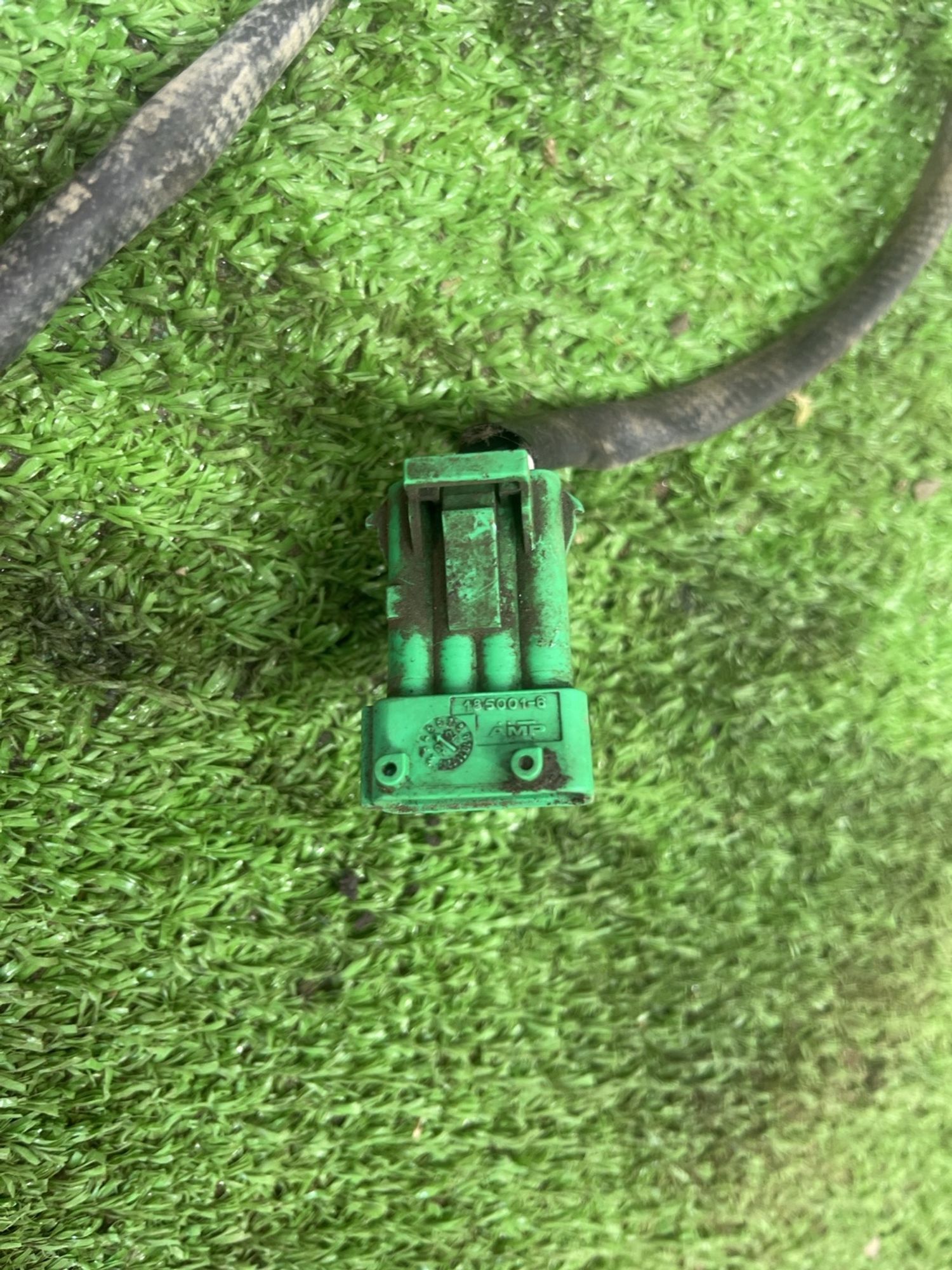 https://ycs.partsauto.market/partsauto-images/thmbs/userImages/cca1856e256b5441544f9aba03b424a6/part/5f2a8151-1250-4719-acdc-b6248500e13a_1778049092595.jpg
