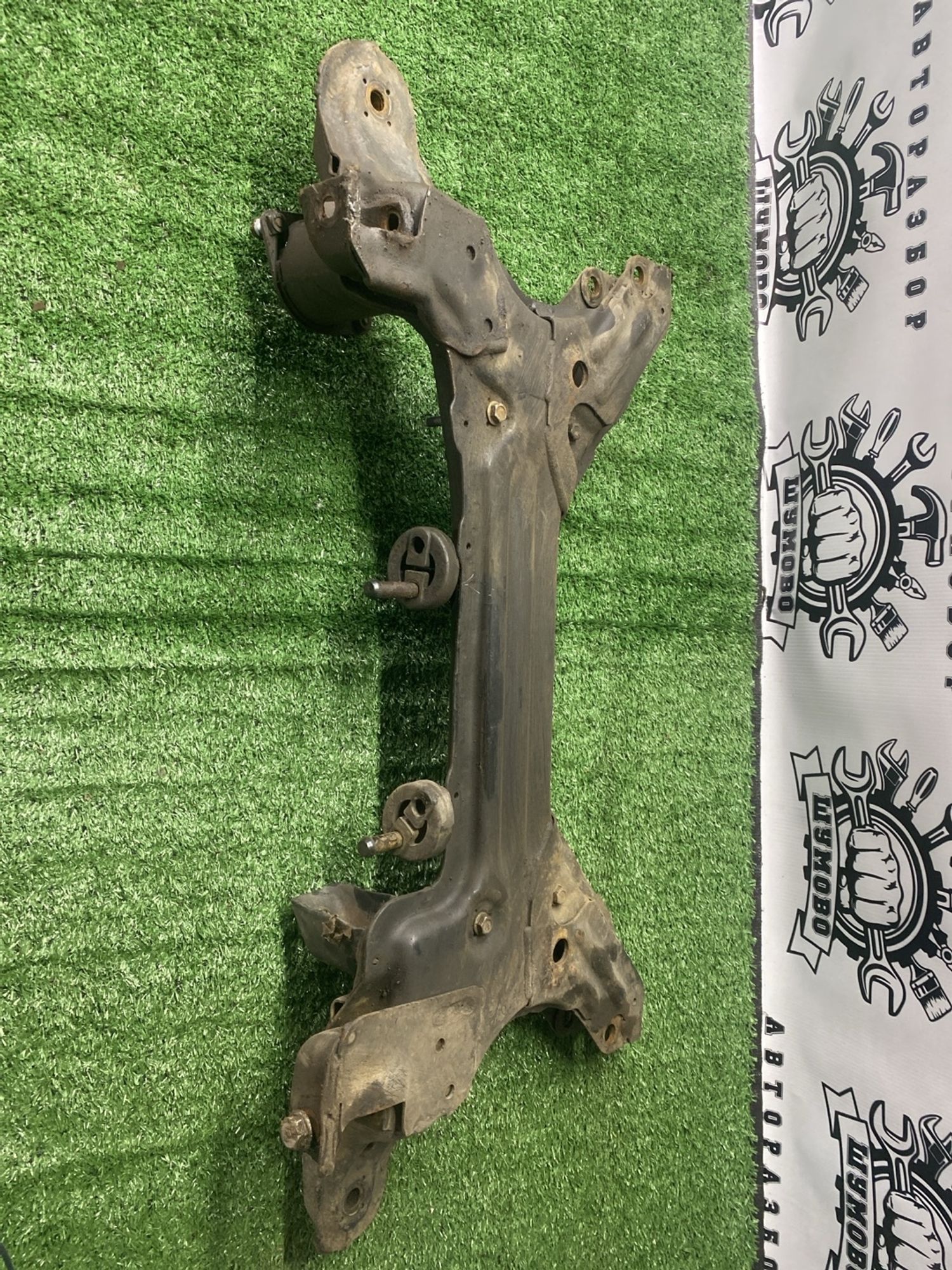 https://ycs.partsauto.market/partsauto-images/thmbs/userImages/cca1856e256b5441544f9aba03b424a6/part/5f6a1749-73f8-4416-9435-322c30614789_1781087538150.jpg