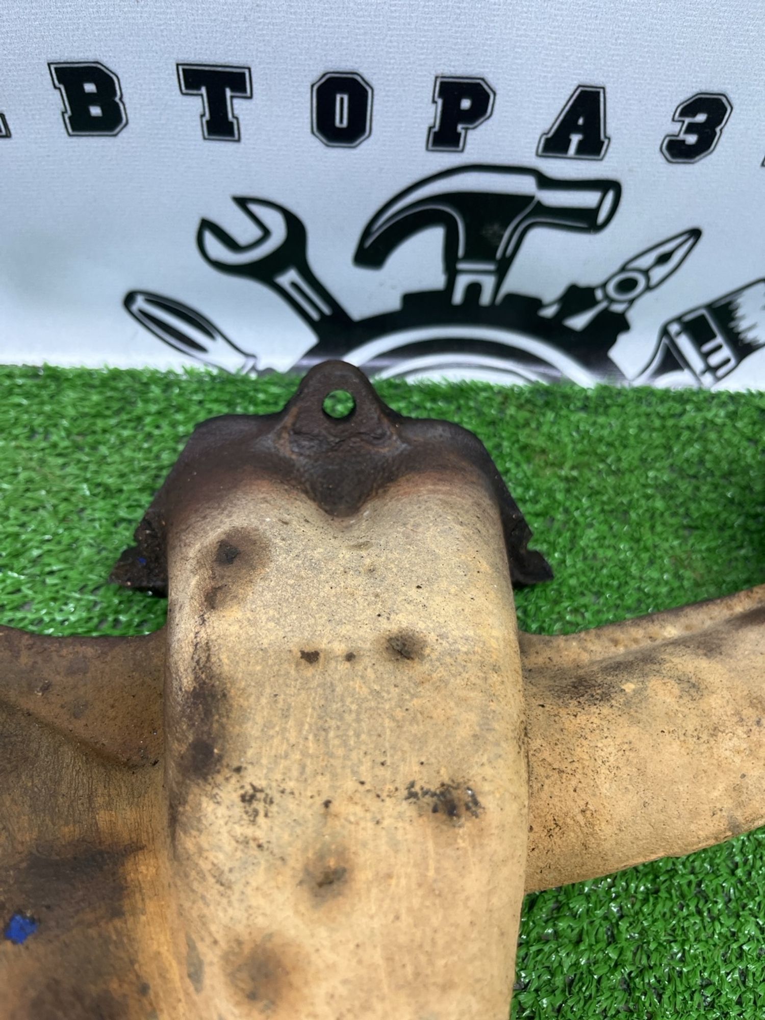 https://ycs.partsauto.market/partsauto-images/thmbs/userImages/cca1856e256b5441544f9aba03b424a6/part/60a064b3-5e03-4faa-b243-f7386b52496a_1781604543569.jpg
