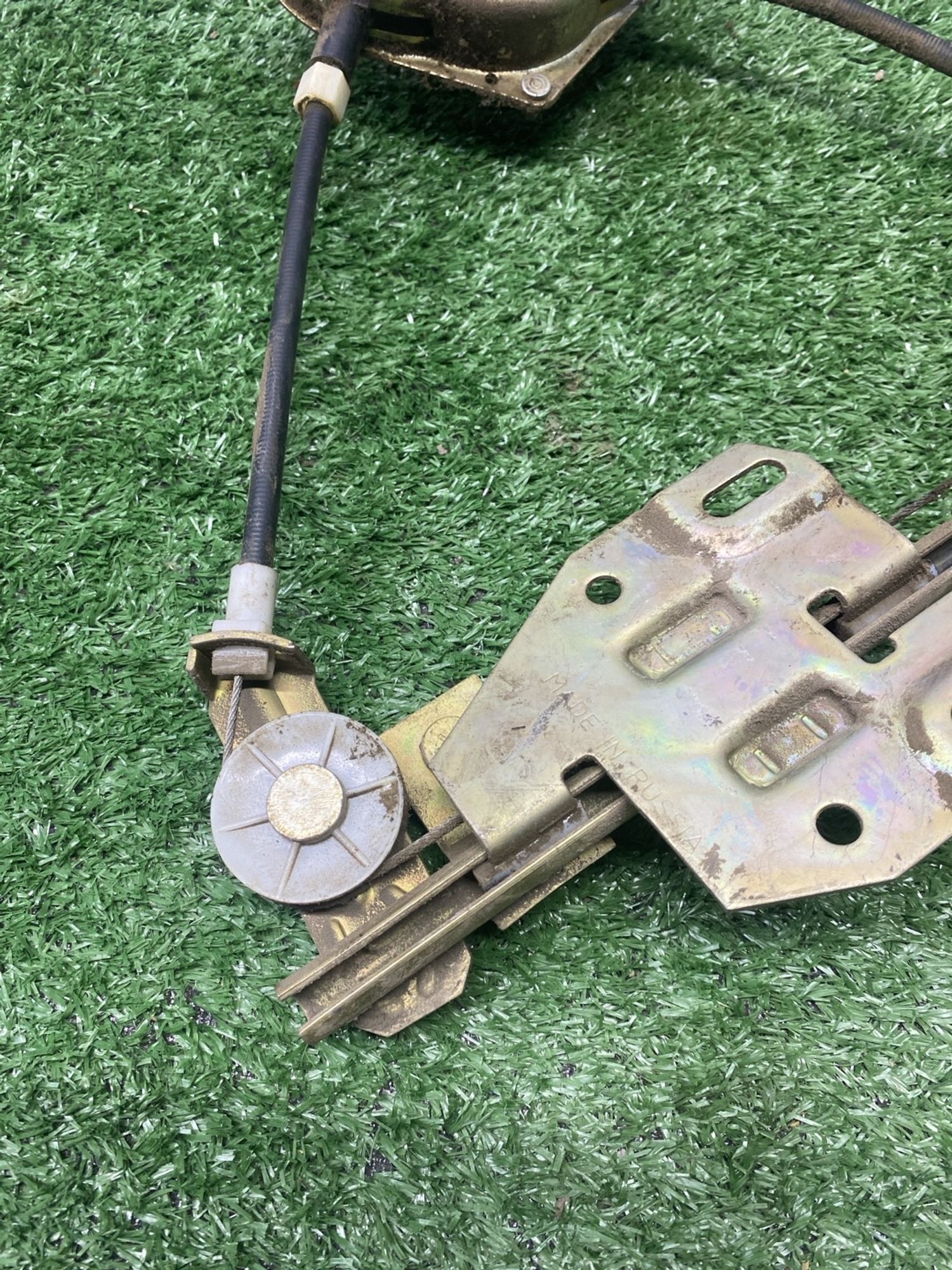 https://ycs.partsauto.market/partsauto-images/thmbs/userImages/cca1856e256b5441544f9aba03b424a6/part/61b8a6a8-f74c-4adb-903a-cc590740d910_1781514560502.jpg
