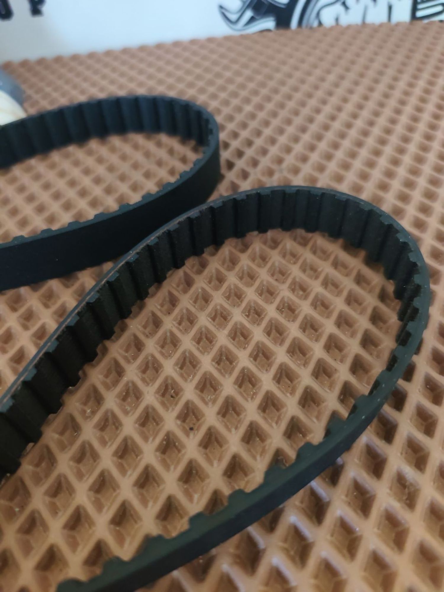 https://ycs.partsauto.market/partsauto-images/thmbs/userImages/cca1856e256b5441544f9aba03b424a6/part/620e2001-dd1c-47ce-b942-025c6dfd78d7_1784632595869.jpg