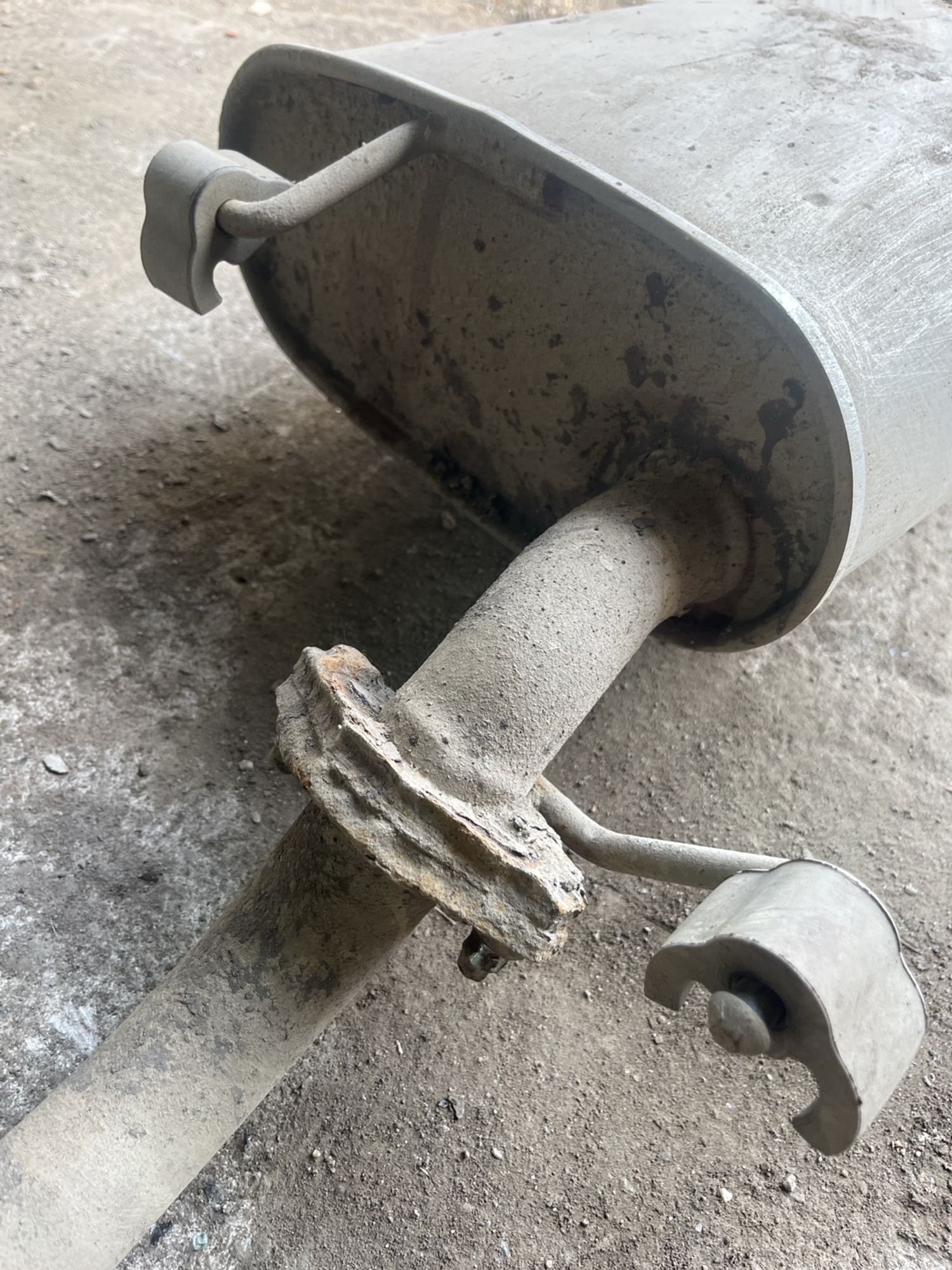 https://ycs.partsauto.market/partsauto-images/thmbs/userImages/cca1856e256b5441544f9aba03b424a6/part/63049aa3-de35-4c76-96ba-27ab54be3056_1776507654339.jpg