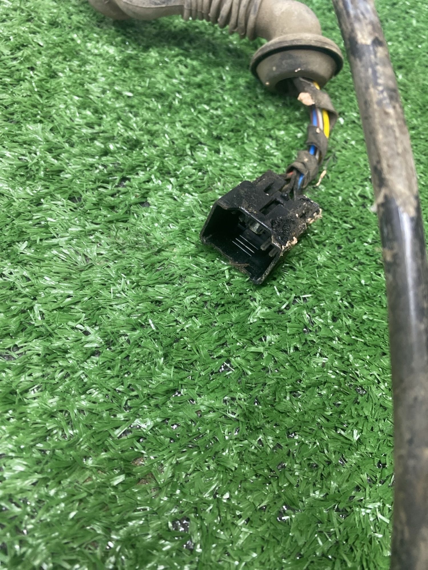 https://ycs.partsauto.market/partsauto-images/thmbs/userImages/cca1856e256b5441544f9aba03b424a6/part/6357a127-ebdf-4886-a34e-2d768becdd8d_1780483242810.jpg
