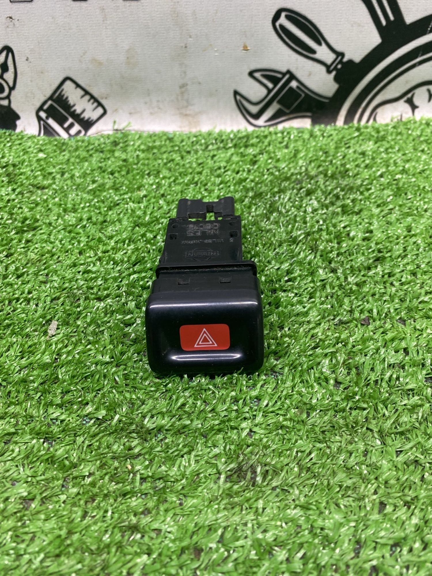 https://ycs.partsauto.market/partsauto-images/thmbs/userImages/cca1856e256b5441544f9aba03b424a6/part/6420b907-0e54-4e78-b3c1-98c3e4f16ca2_1789375835555.jpg
