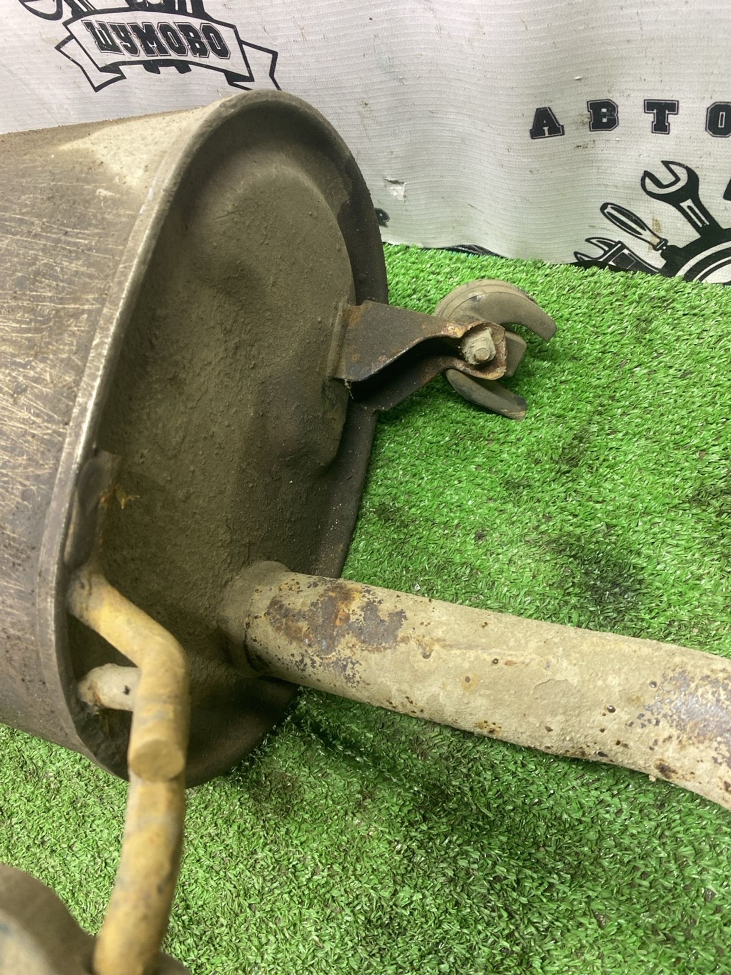 https://ycs.partsauto.market/partsauto-images/thmbs/userImages/cca1856e256b5441544f9aba03b424a6/part/64d79427-d8e2-498e-8512-8ec581b8e109_1780215086799.jpg