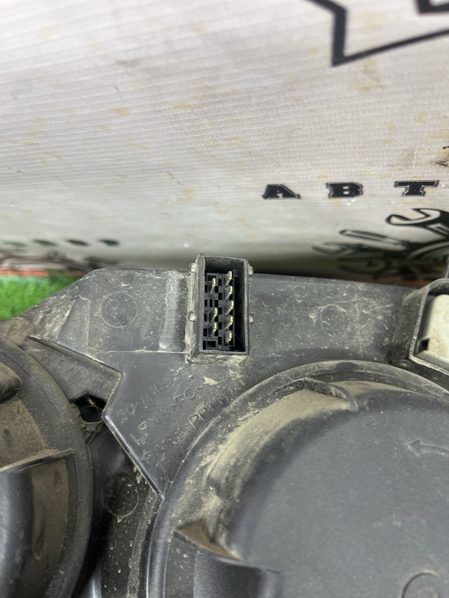 https://ycs.partsauto.market/partsauto-images/thmbs/userImages/cca1856e256b5441544f9aba03b424a6/part/64e579d3-2465-43b5-a27b-fe1ad08c81ef_1777446748220.jpg