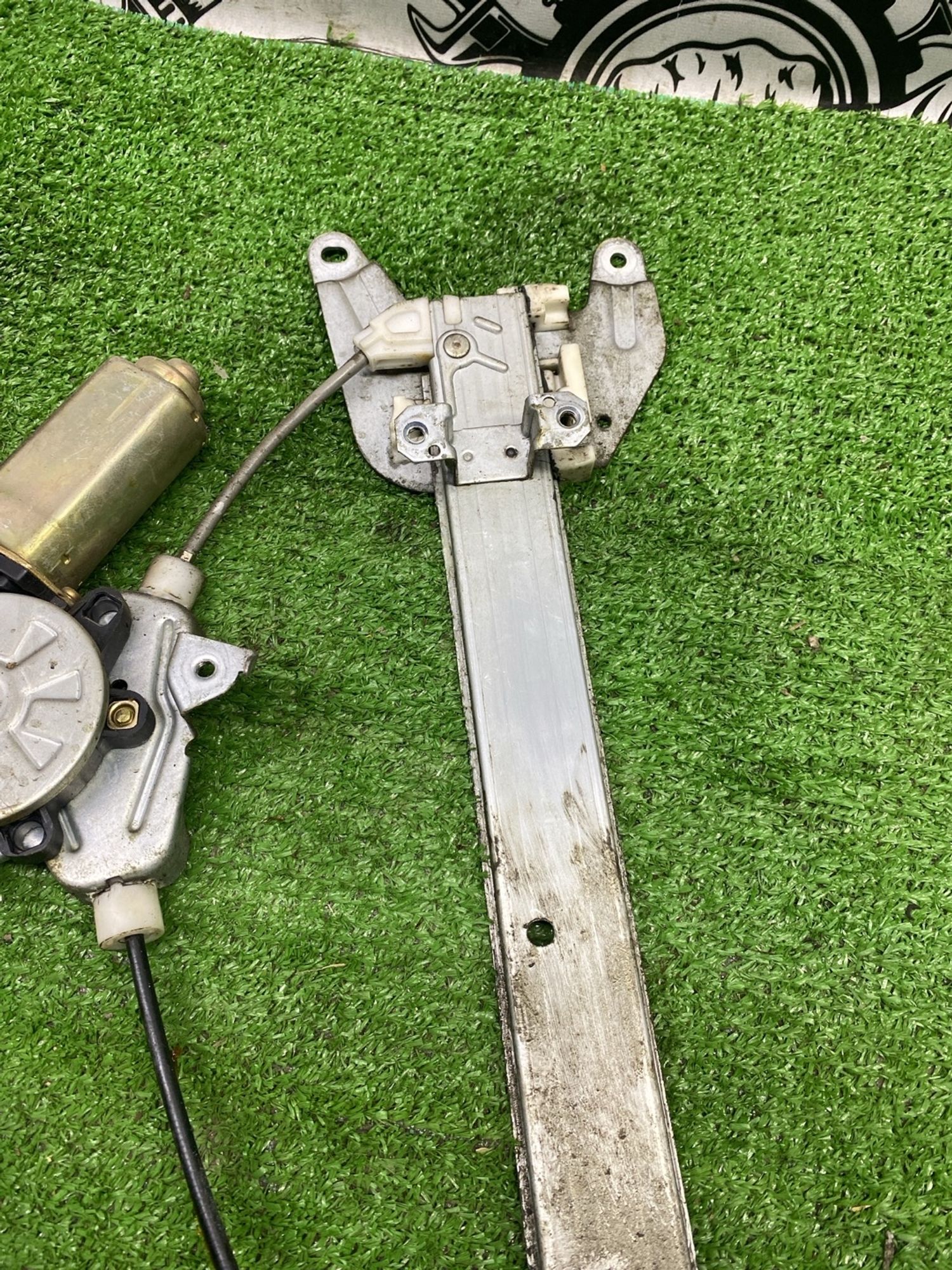 https://ycs.partsauto.market/partsauto-images/thmbs/userImages/cca1856e256b5441544f9aba03b424a6/part/65bef07a-8080-4930-9573-7c2e1023f368_1789381801620.jpg