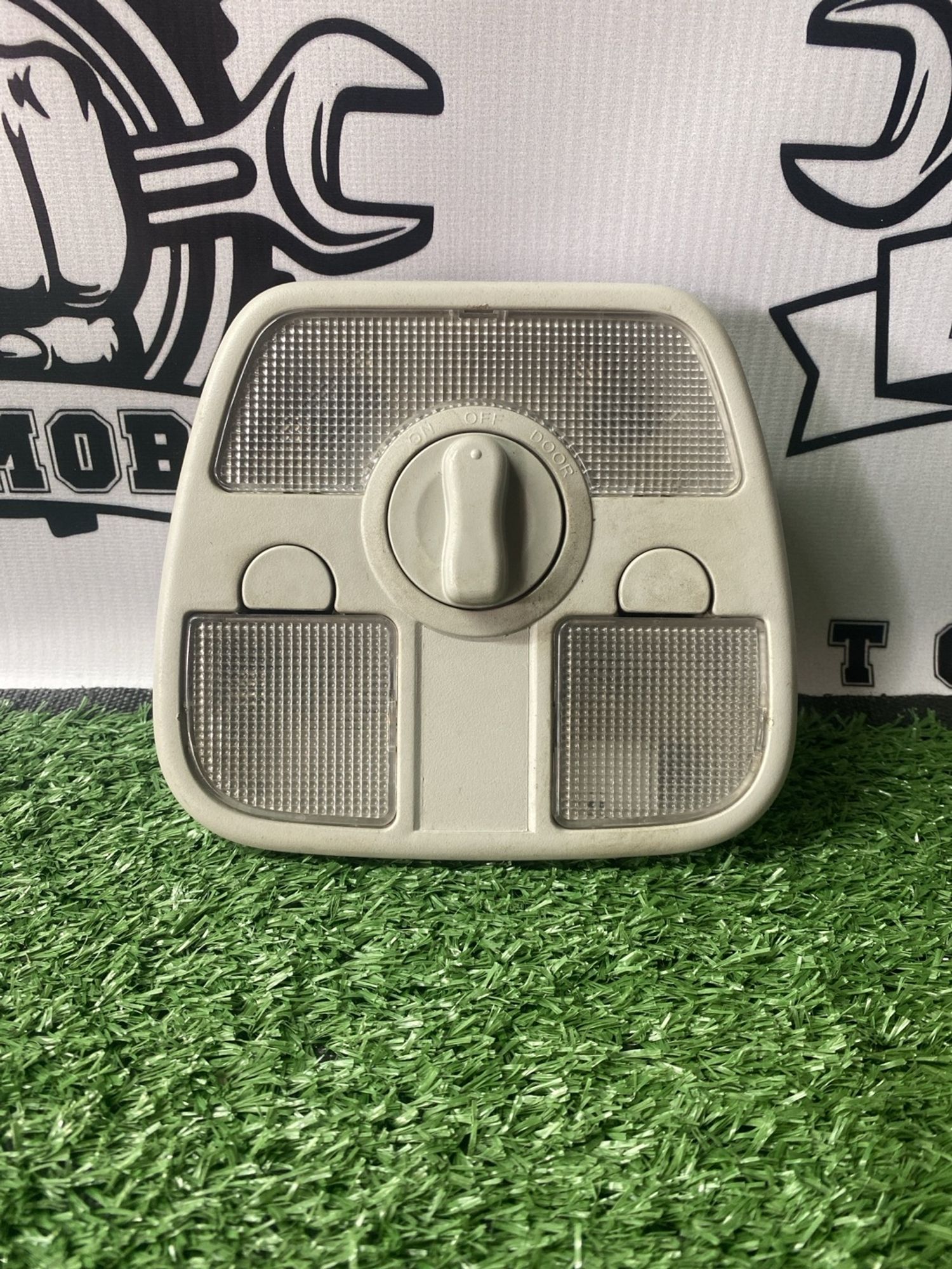 https://ycs.partsauto.market/partsauto-images/thmbs/userImages/cca1856e256b5441544f9aba03b424a6/part/66ccd571-10c9-4971-b34d-bd0de2a61f68_1781068232315.jpg