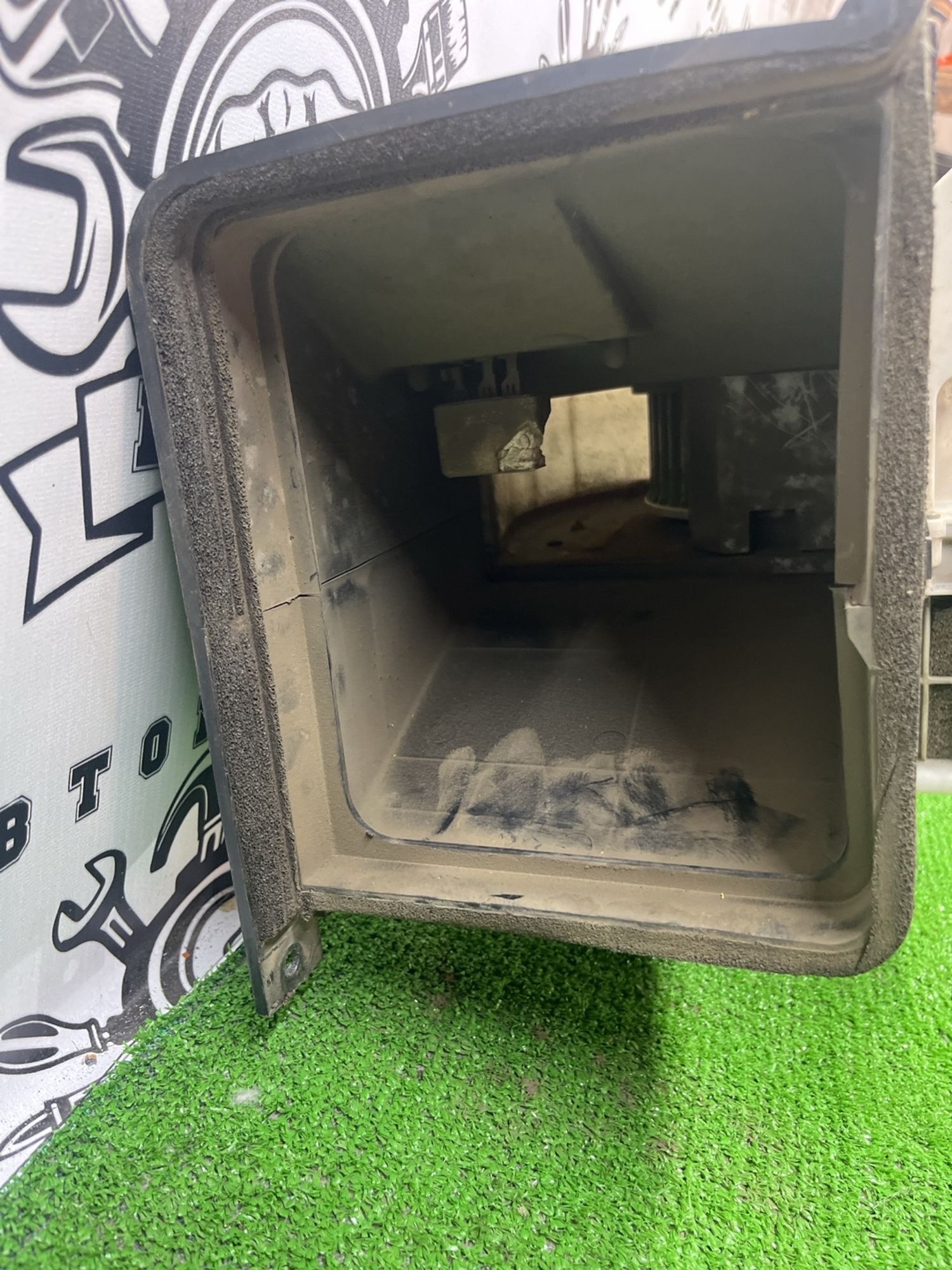 https://ycs.partsauto.market/partsauto-images/thmbs/userImages/cca1856e256b5441544f9aba03b424a6/part/66efab1c-7cac-4819-90d3-88e51a304375_1782369069646.jpg