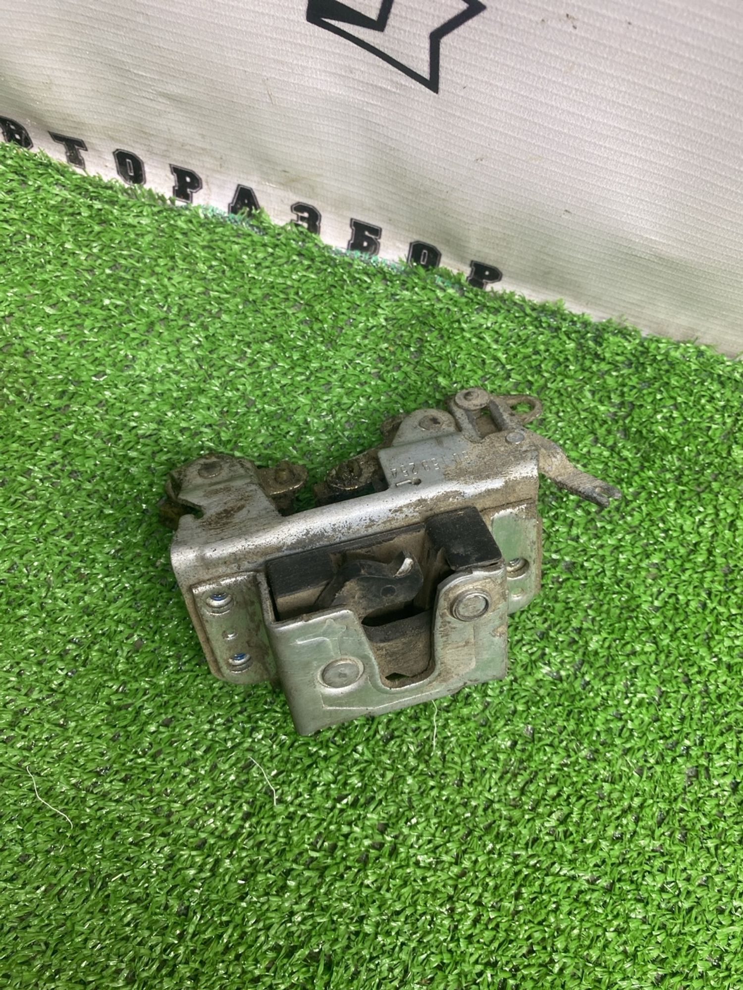 https://ycs.partsauto.market/partsauto-images/thmbs/userImages/cca1856e256b5441544f9aba03b424a6/part/67957889-aed1-4f02-b1a5-b6c999627614_1780465716597.jpg