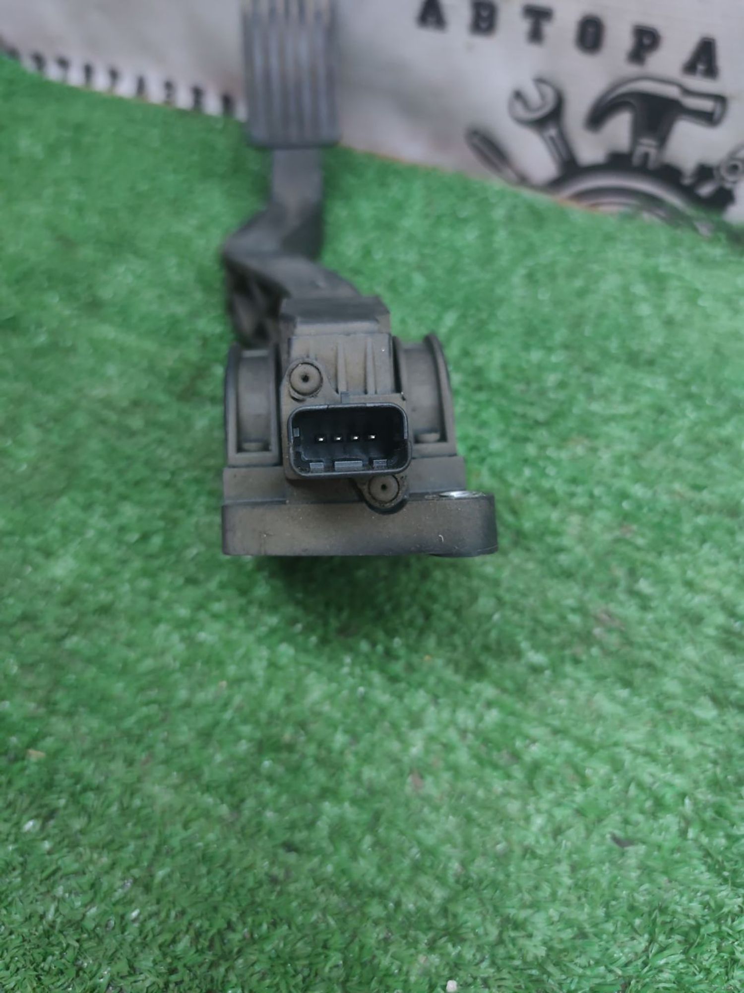 https://ycs.partsauto.market/partsauto-images/thmbs/userImages/cca1856e256b5441544f9aba03b424a6/part/685211dd-11ca-4614-b75c-30ebfc115a20_1777787587751.jpg