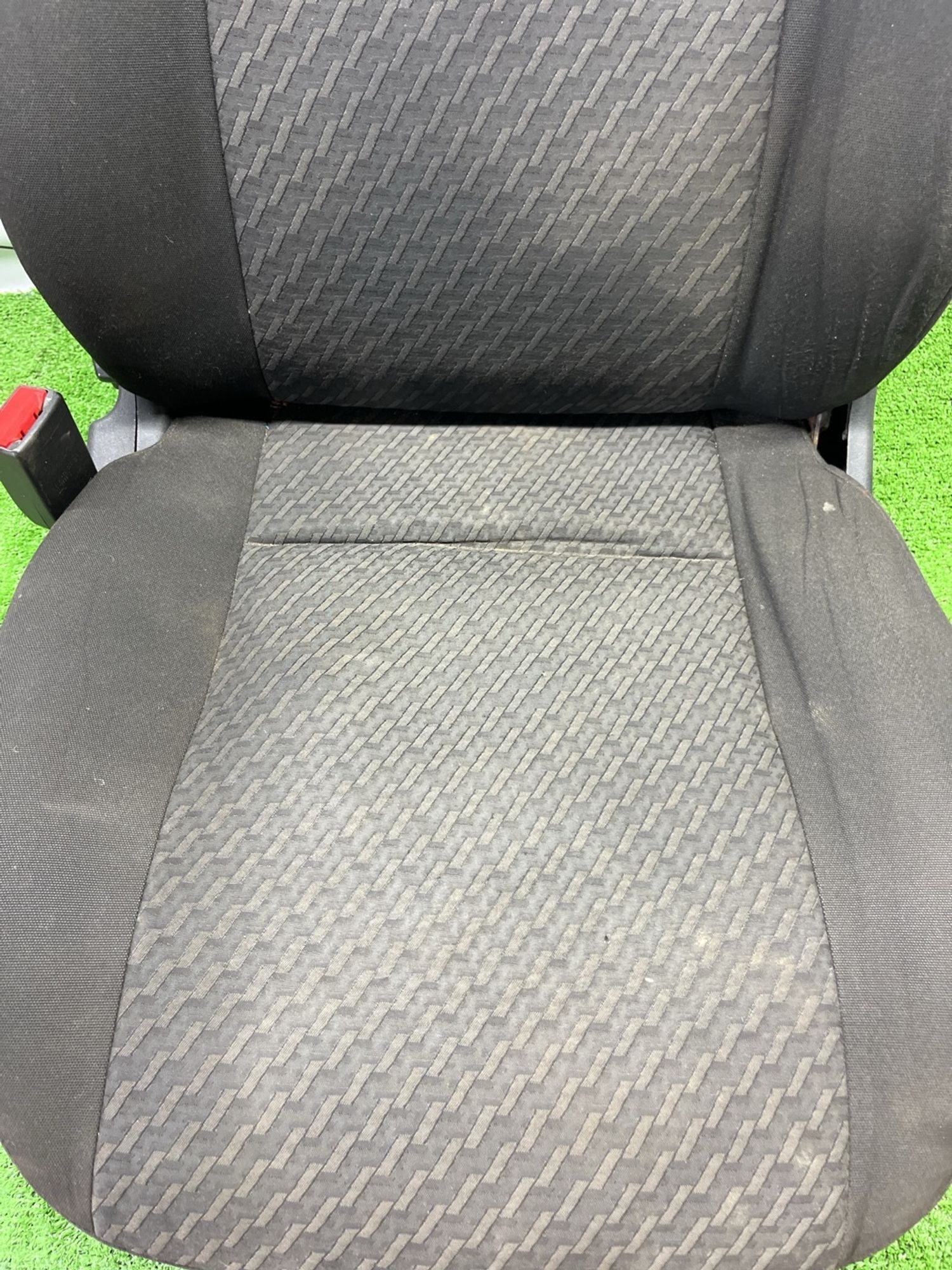 https://ycs.partsauto.market/partsauto-images/thmbs/userImages/cca1856e256b5441544f9aba03b424a6/part/69a9154b-a33e-472b-aa2f-5c8f57a014b3_1783160132351.jpg
