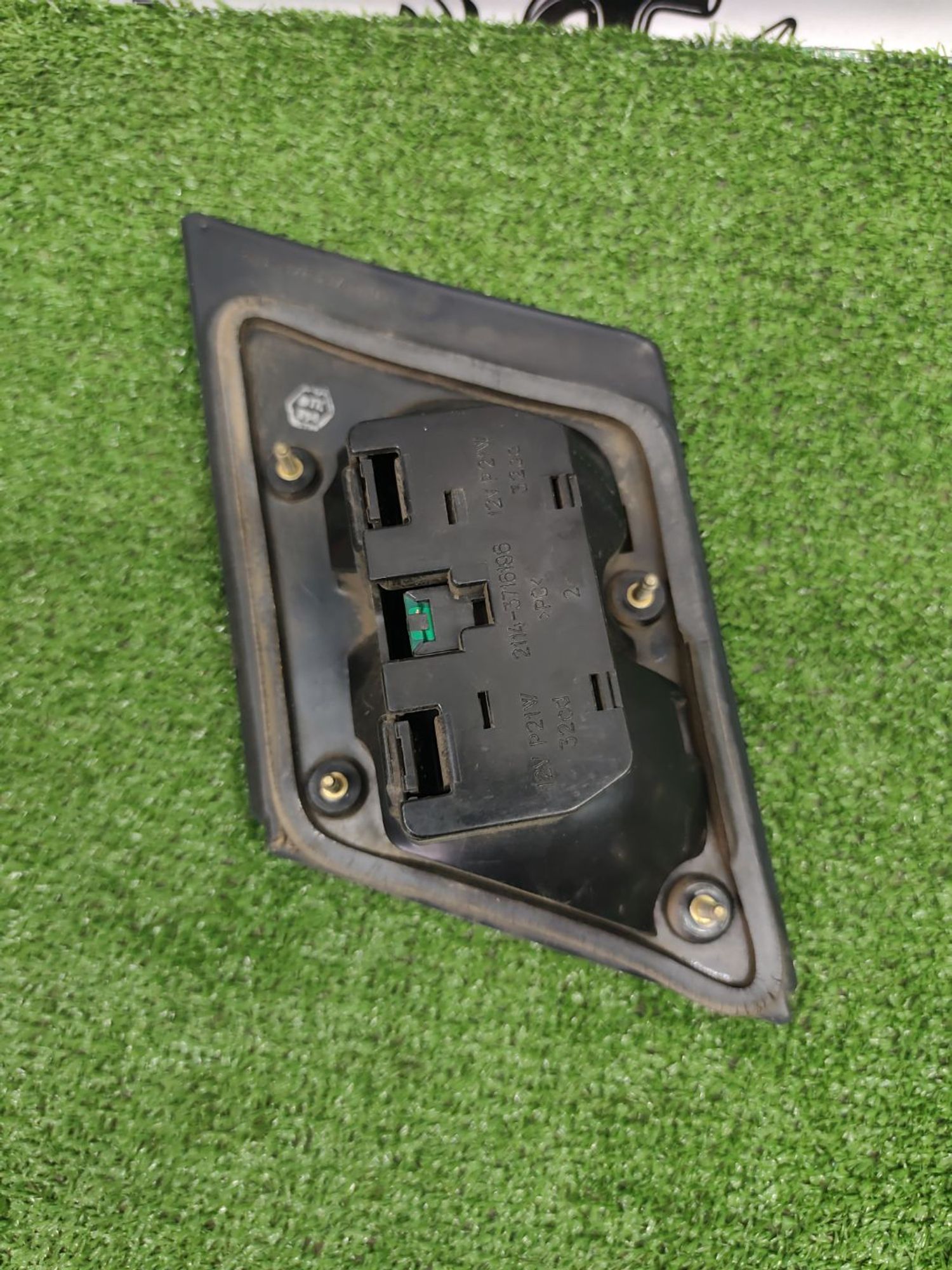https://ycs.partsauto.market/partsauto-images/thmbs/userImages/cca1856e256b5441544f9aba03b424a6/part/6c7ba628-0b0d-4b9c-b434-31d7aaae49c2_1781171469647.jpg