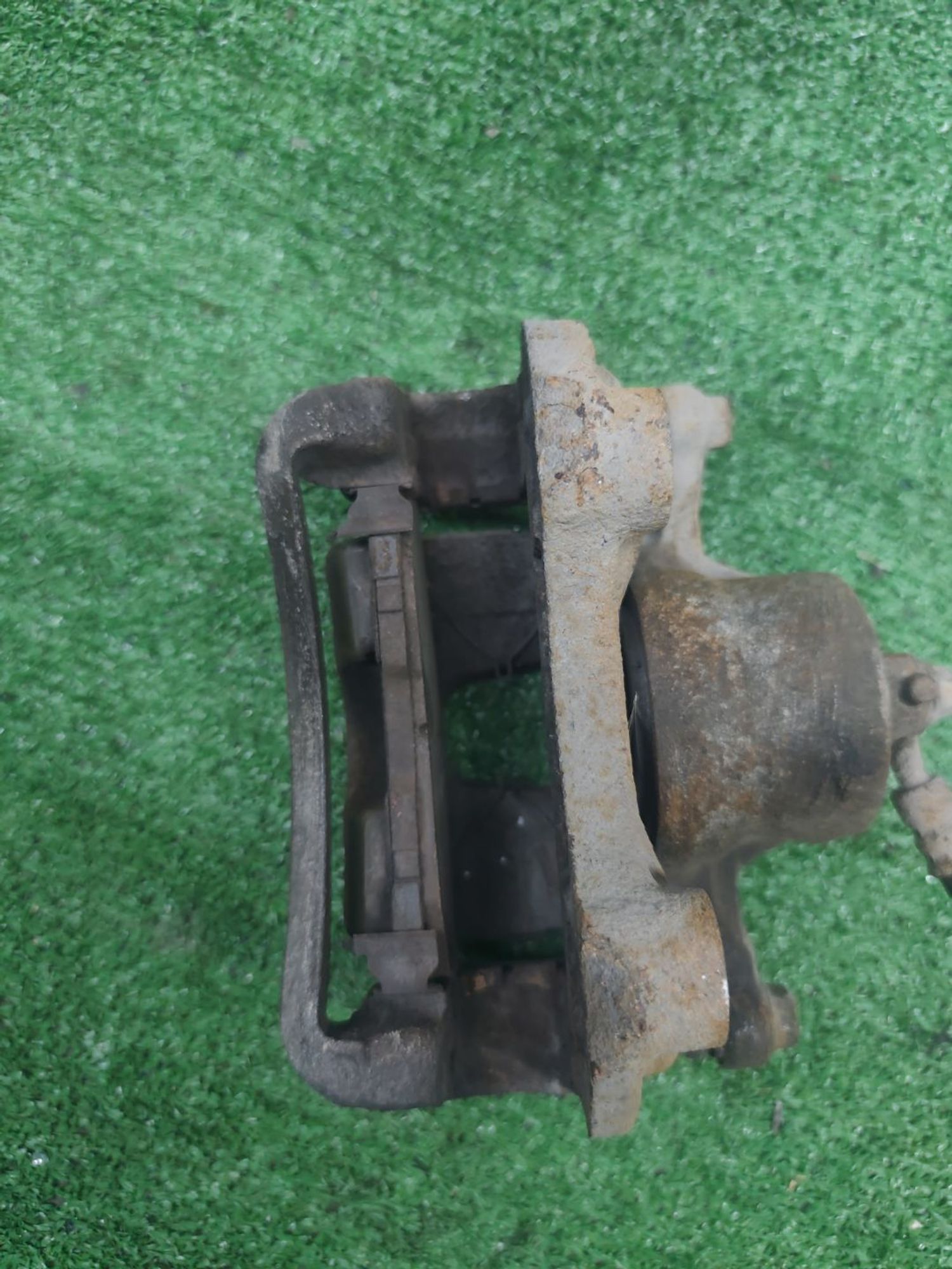 https://ycs.partsauto.market/partsauto-images/thmbs/userImages/cca1856e256b5441544f9aba03b424a6/part/6ca53055-16d1-4e5a-932c-69cd57f54c83_1789380263993.jpg