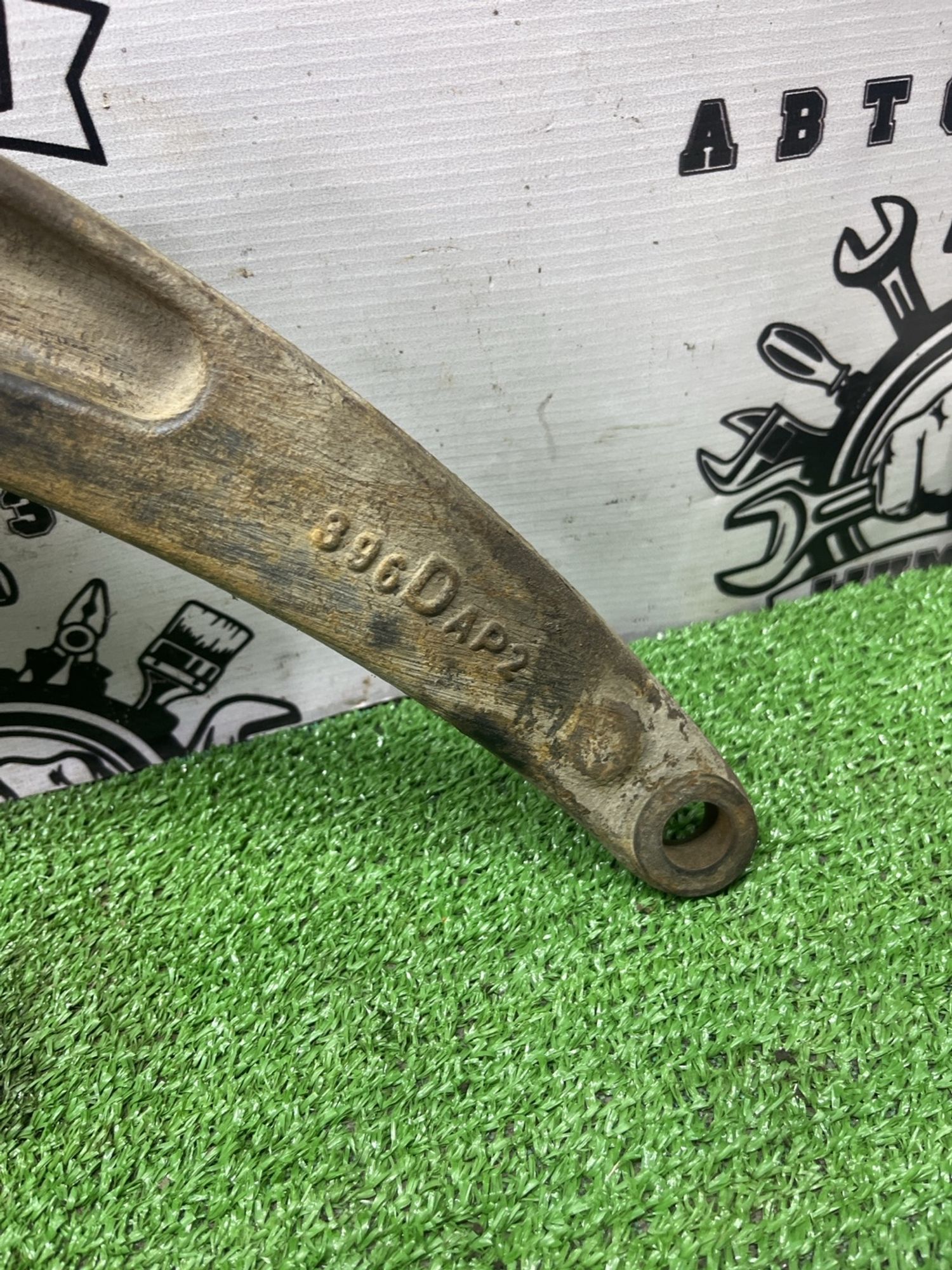 https://ycs.partsauto.market/partsauto-images/thmbs/userImages/cca1856e256b5441544f9aba03b424a6/part/6ce9e5bf-f6a3-43e6-a5d6-9ed6c1050a04_1777886932025.jpg