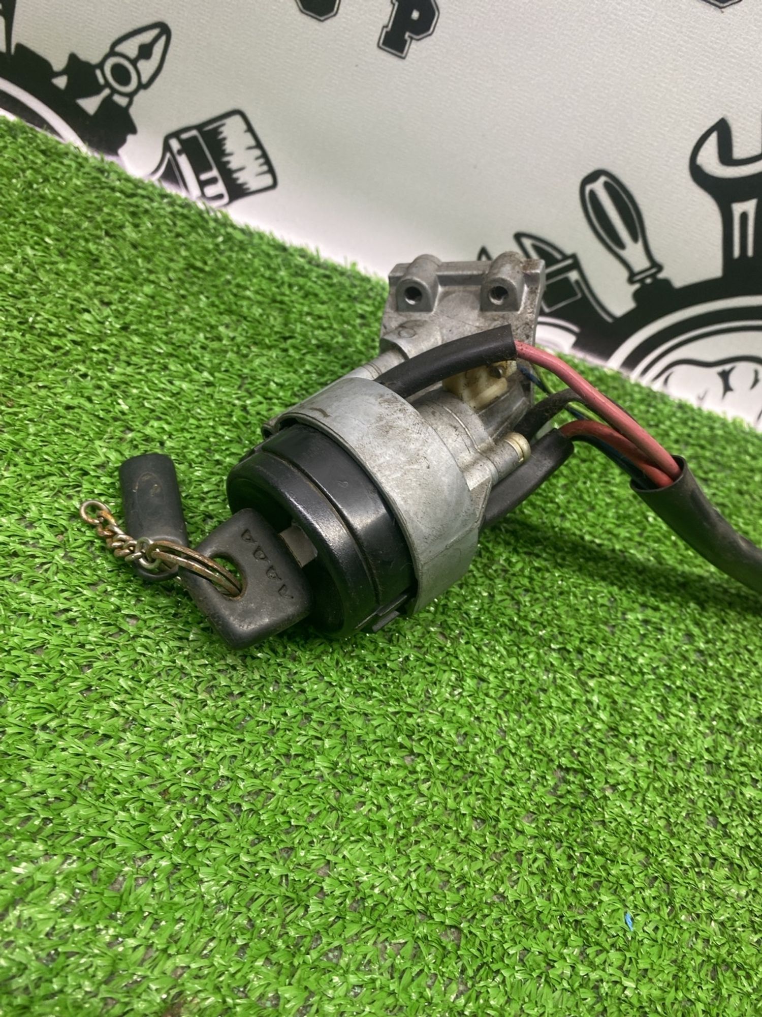 https://ycs.partsauto.market/partsauto-images/thmbs/userImages/cca1856e256b5441544f9aba03b424a6/part/6d8d2fe4-4172-4fa2-b571-784c92f90bbe_1781504359100.jpg