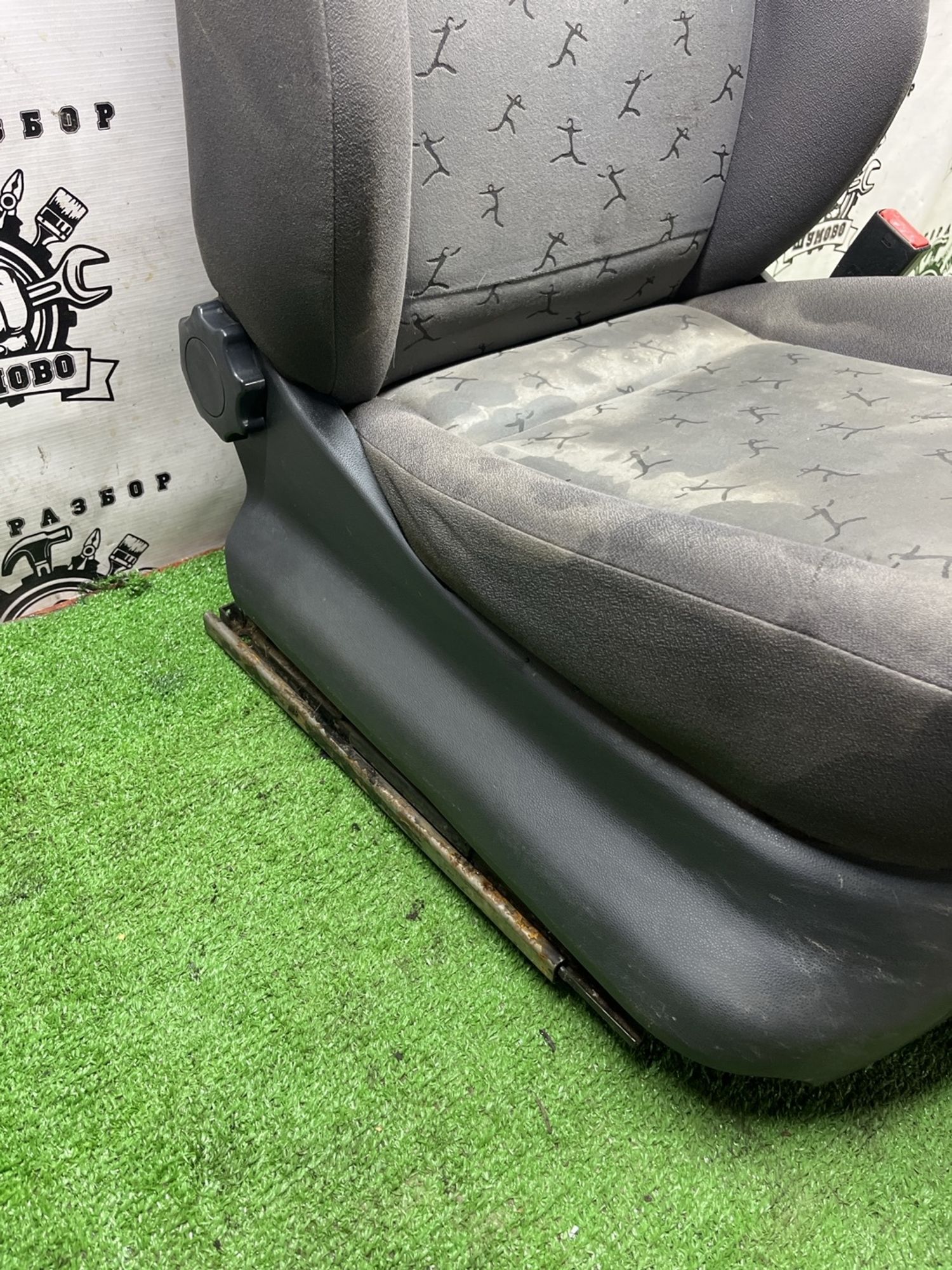 https://ycs.partsauto.market/partsauto-images/thmbs/userImages/cca1856e256b5441544f9aba03b424a6/part/6dae1845-8728-4437-94e1-b3b3fcb775e2_1777874021850.jpg