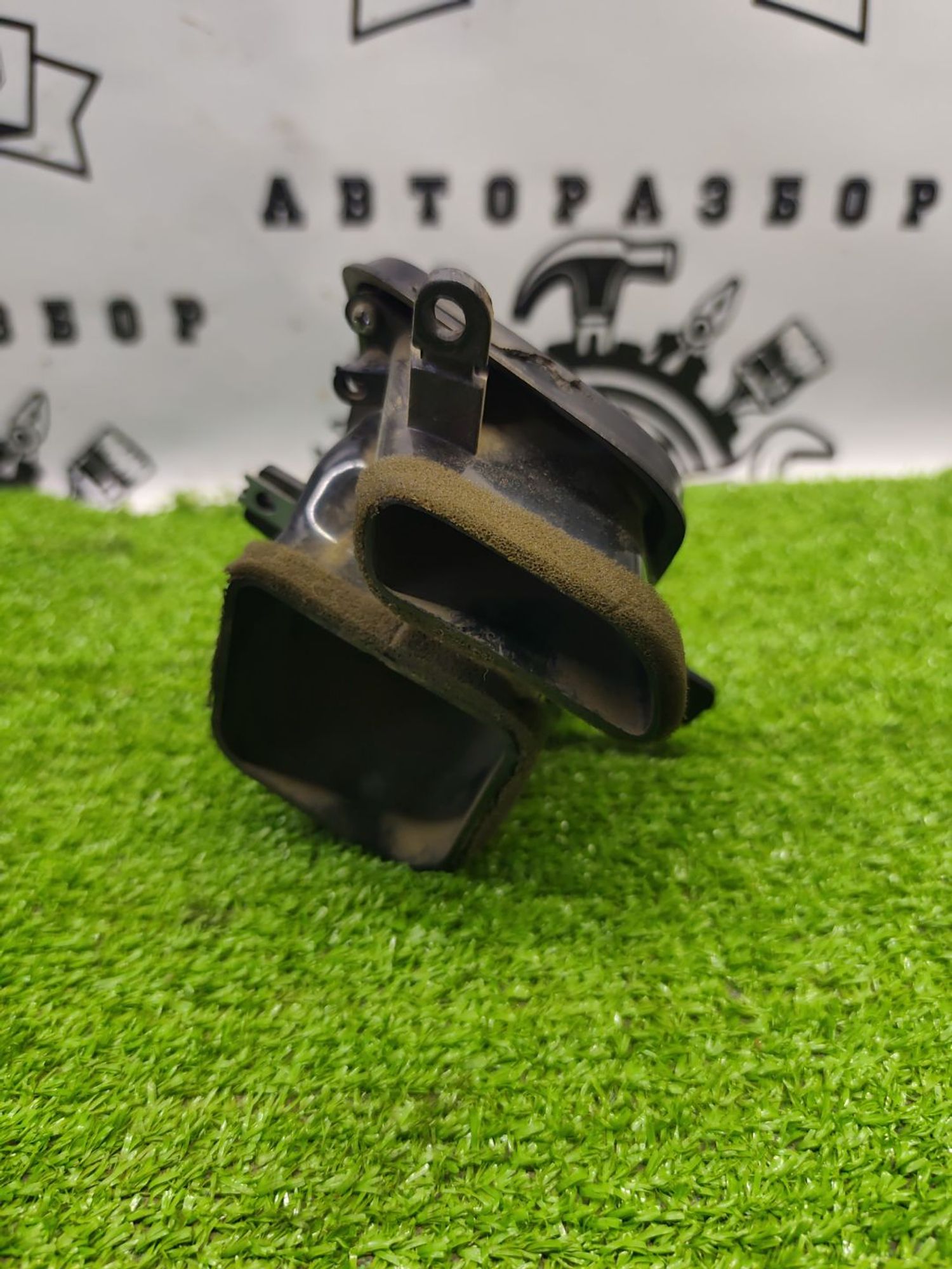 https://ycs.partsauto.market/partsauto-images/thmbs/userImages/cca1856e256b5441544f9aba03b424a6/part/6f5aa19e-5f5c-4764-ba38-78fc24067838_1787224229961.jpg