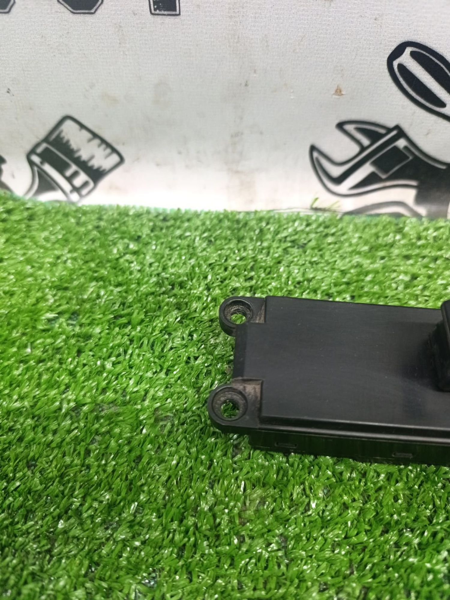 https://ycs.partsauto.market/partsauto-images/thmbs/userImages/cca1856e256b5441544f9aba03b424a6/part/706413f4-e2ad-4751-a7ad-84580695e35e_1789117631082.jpg
