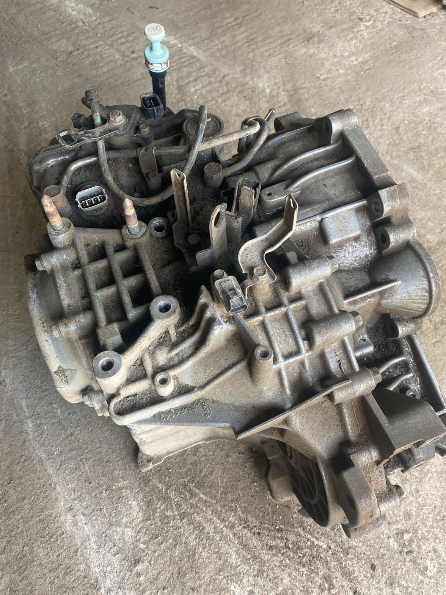 https://ycs.partsauto.market/partsauto-images/thmbs/userImages/cca1856e256b5441544f9aba03b424a6/part/709f27ac-2389-4647-8b5b-57616b651a81_1780048603830.jpg