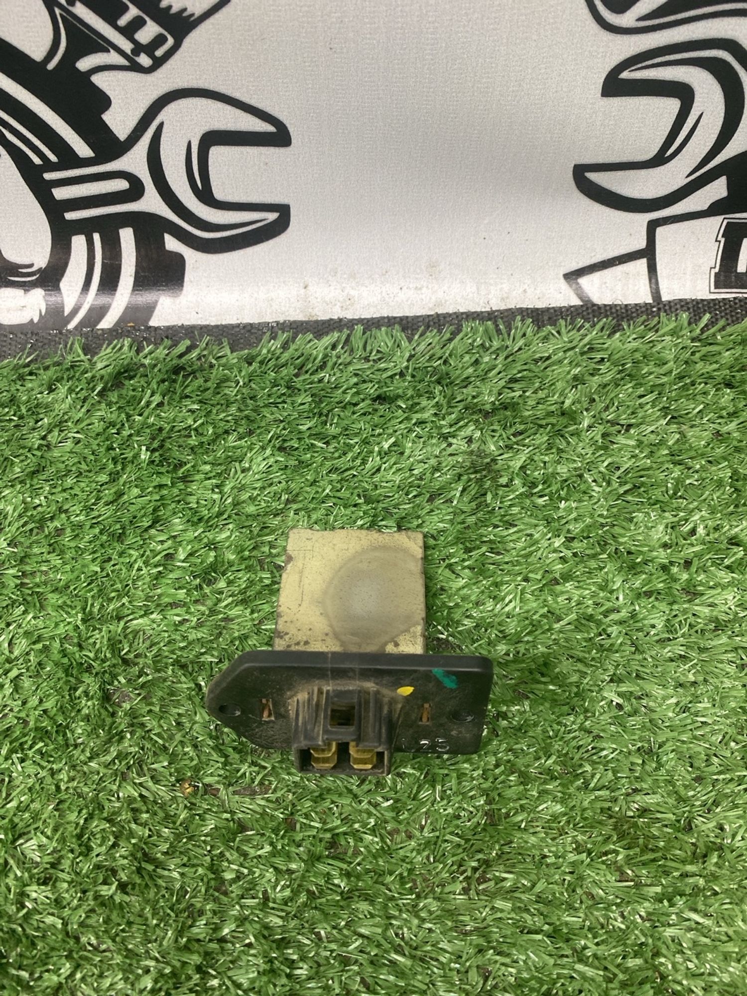 https://ycs.partsauto.market/partsauto-images/thmbs/userImages/cca1856e256b5441544f9aba03b424a6/part/70de173e-2e7f-42e5-9f2a-c897e27a6a80_1782803978495.jpg