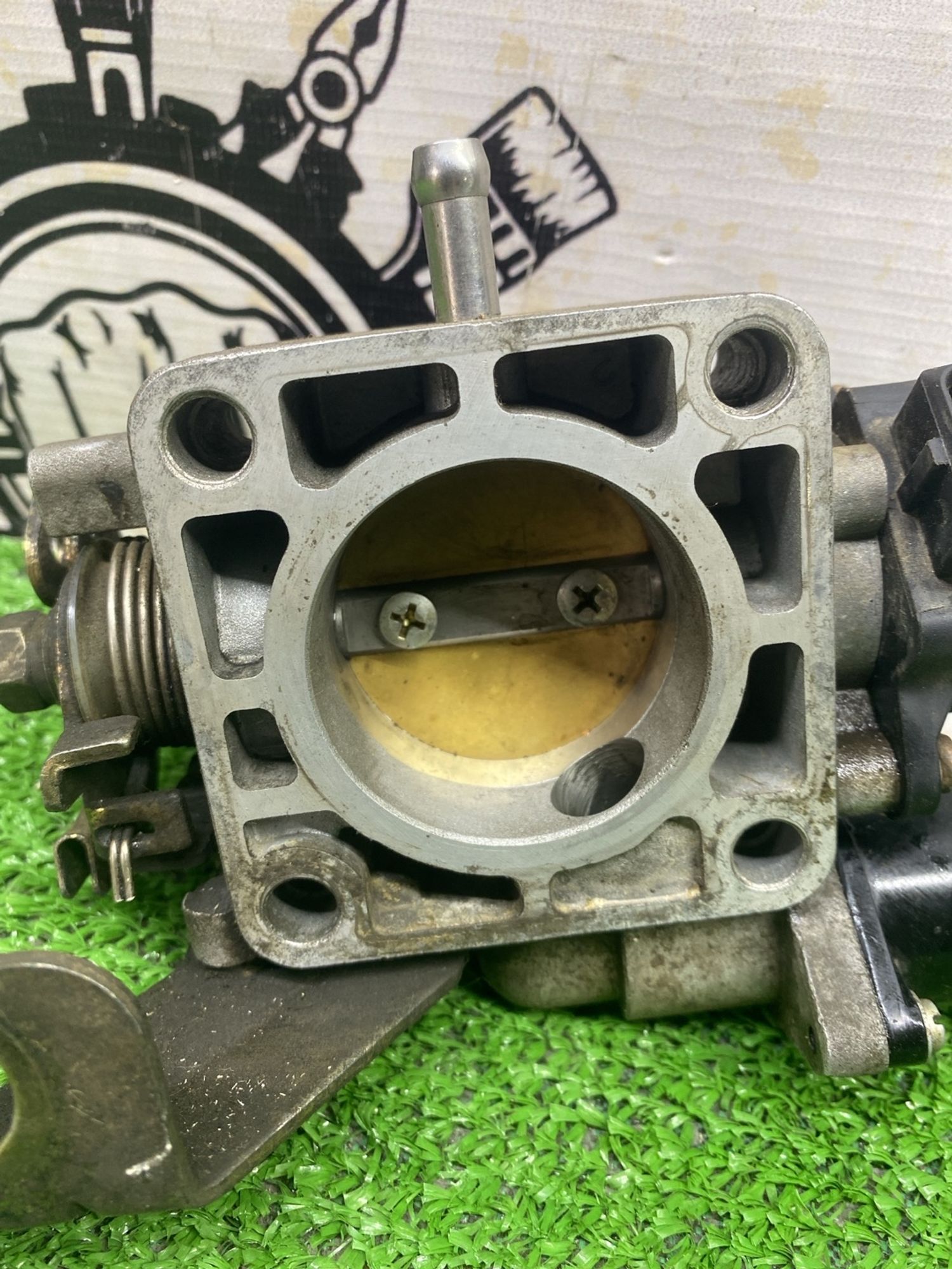 https://ycs.partsauto.market/partsauto-images/thmbs/userImages/cca1856e256b5441544f9aba03b424a6/part/71006838-48bd-471d-9c8e-bf9b624eaa24_1780912189868.jpg