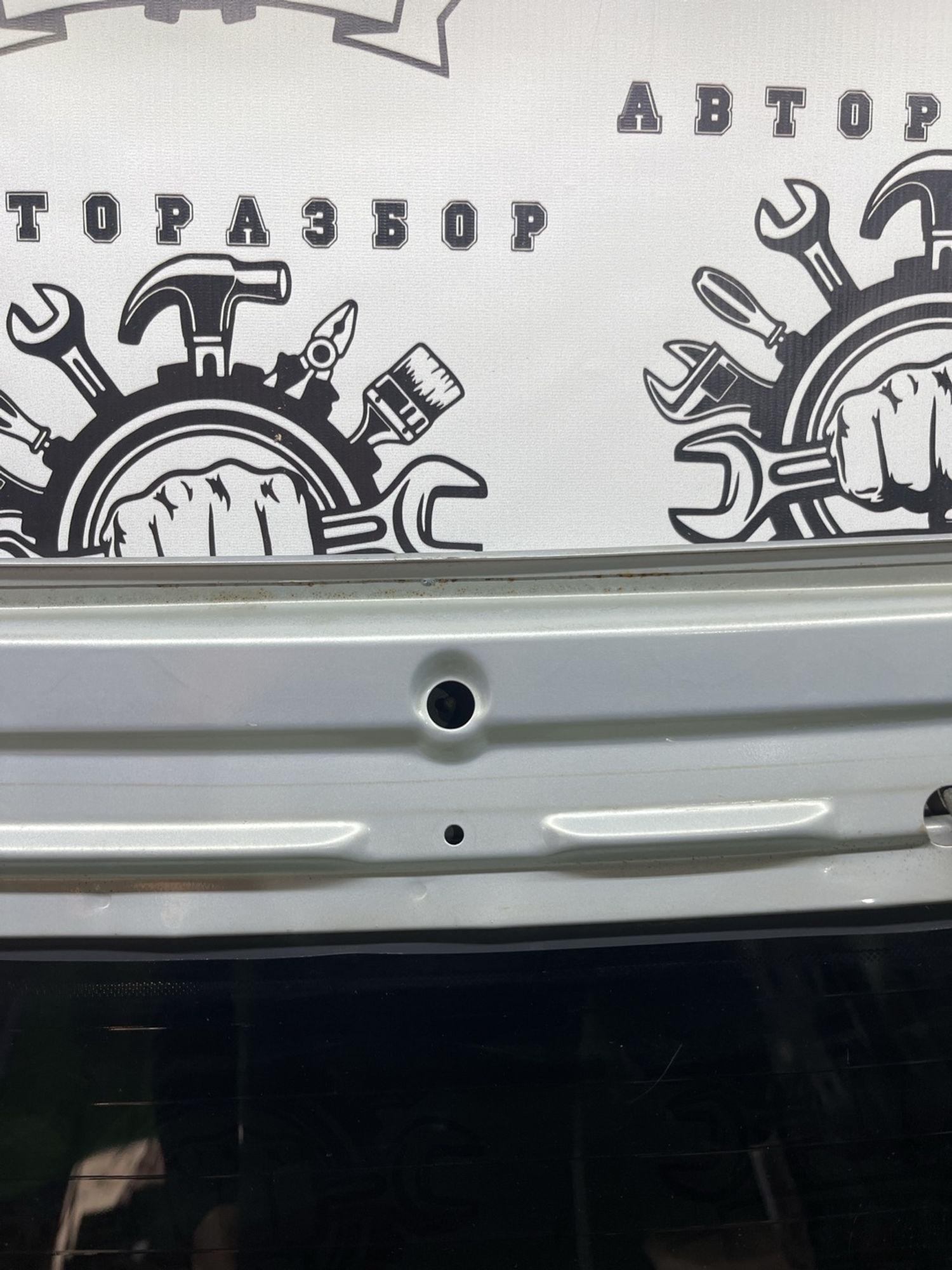 https://ycs.partsauto.market/partsauto-images/thmbs/userImages/cca1856e256b5441544f9aba03b424a6/part/71a2516d-8d23-44ed-a217-851aecd1fcfe_1781087290297.jpg