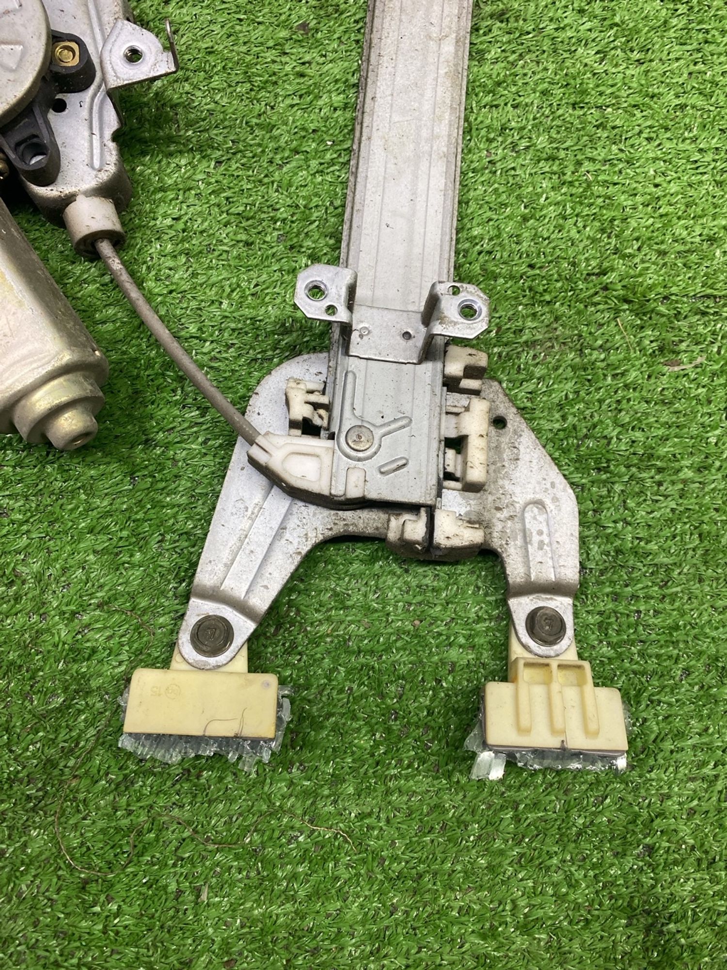 https://ycs.partsauto.market/partsauto-images/thmbs/userImages/cca1856e256b5441544f9aba03b424a6/part/735b71e6-4fd8-4a83-ac9b-50c487a07704_1789376960062.jpg