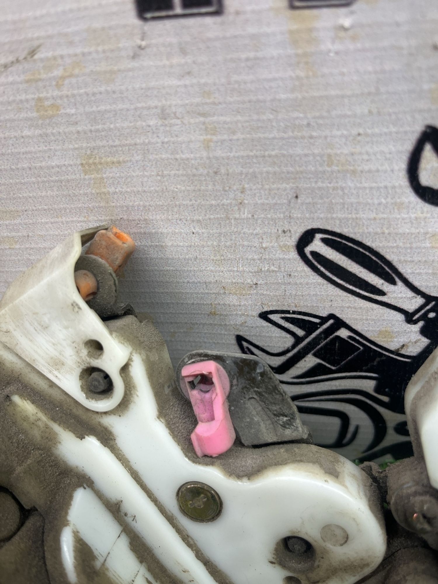 https://ycs.partsauto.market/partsauto-images/thmbs/userImages/cca1856e256b5441544f9aba03b424a6/part/7550f7f3-e5e0-4359-84b1-abdbb2016720_1778304067664.jpg