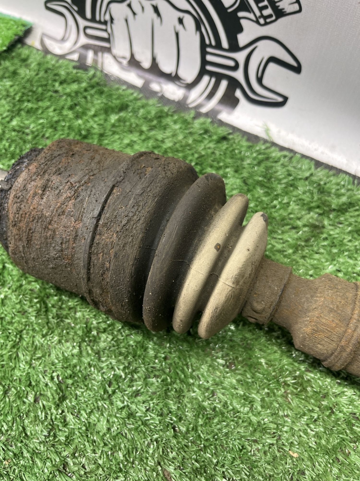 https://ycs.partsauto.market/partsauto-images/thmbs/userImages/cca1856e256b5441544f9aba03b424a6/part/757afe8d-f7a9-4a39-a508-56beadd49c47_1783157056635.jpg