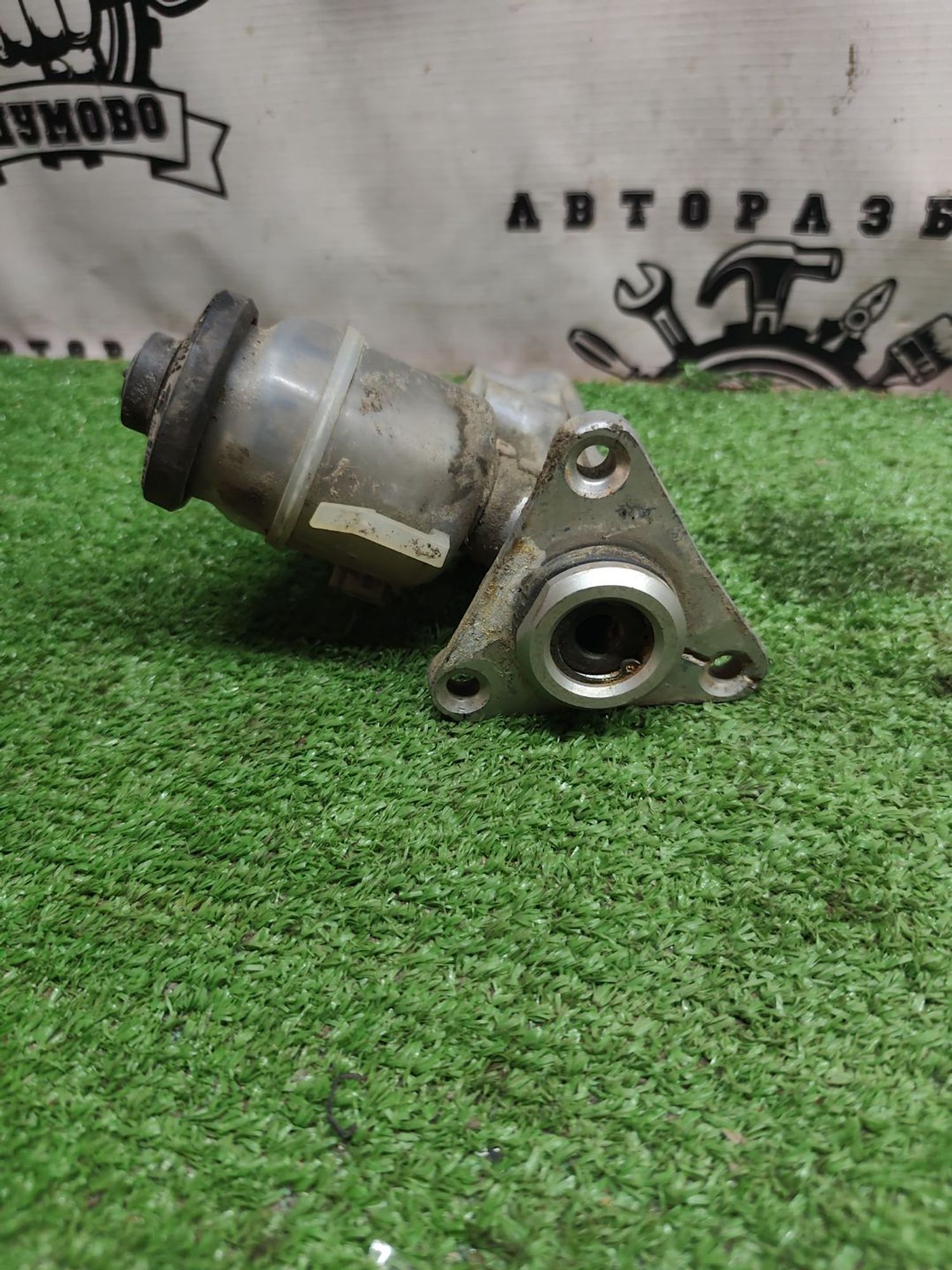 https://ycs.partsauto.market/partsauto-images/thmbs/userImages/cca1856e256b5441544f9aba03b424a6/part/7824caf2-9614-450b-ba75-83f1fc19b74d_1779865131837.jpg