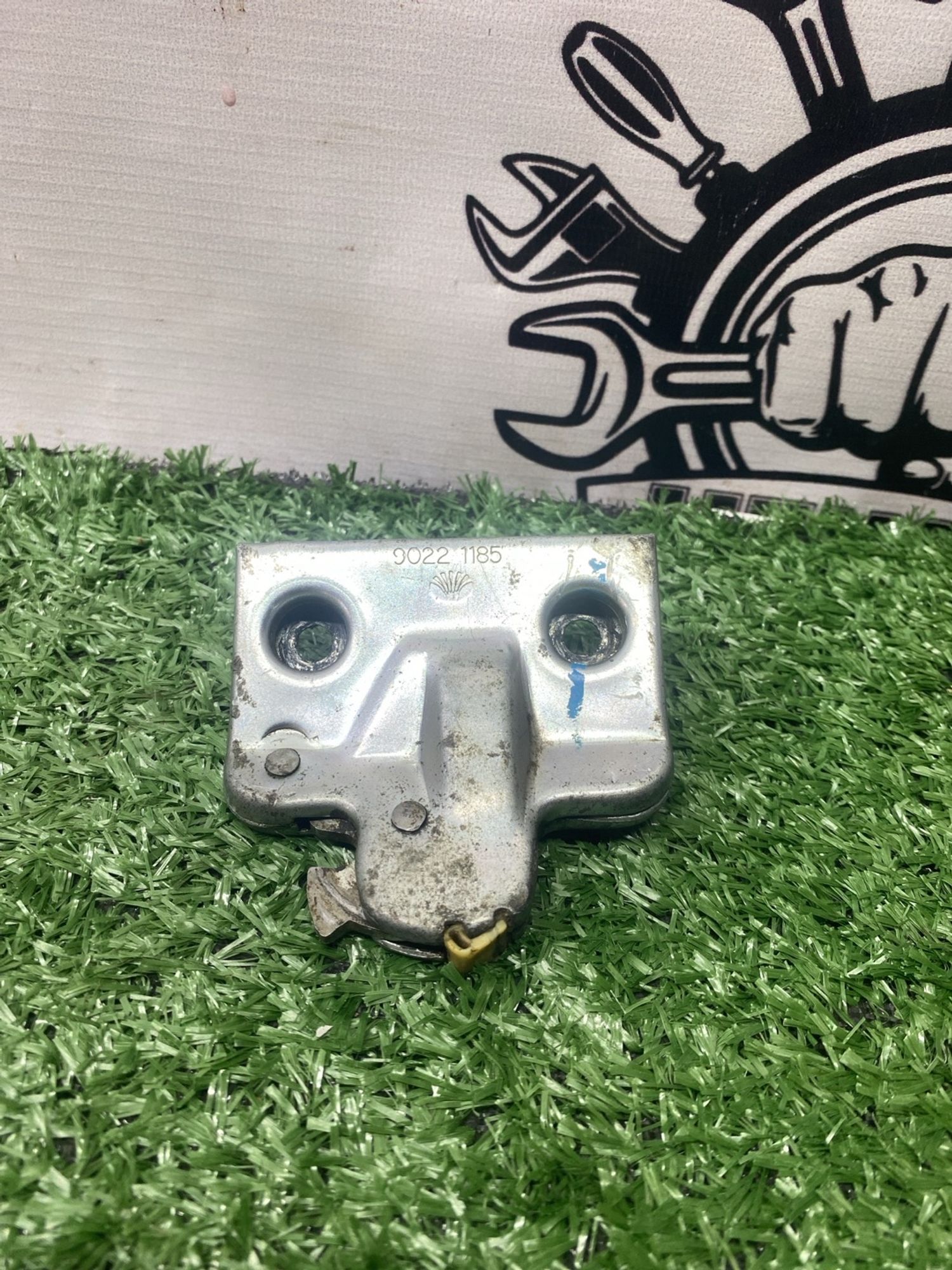 https://ycs.partsauto.market/partsauto-images/thmbs/userImages/cca1856e256b5441544f9aba03b424a6/part/79752cf5-0d57-4cbc-9db5-c4663abb5eab_1780475329421.jpg
